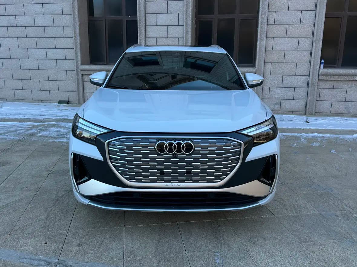 Audi Q4 e-tron 2024 г. 23089 км. — фото 2