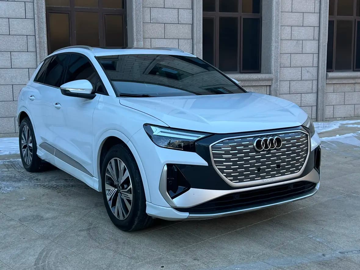Audi Q4 e-tron 2024 г. 23089 км. — фото 3