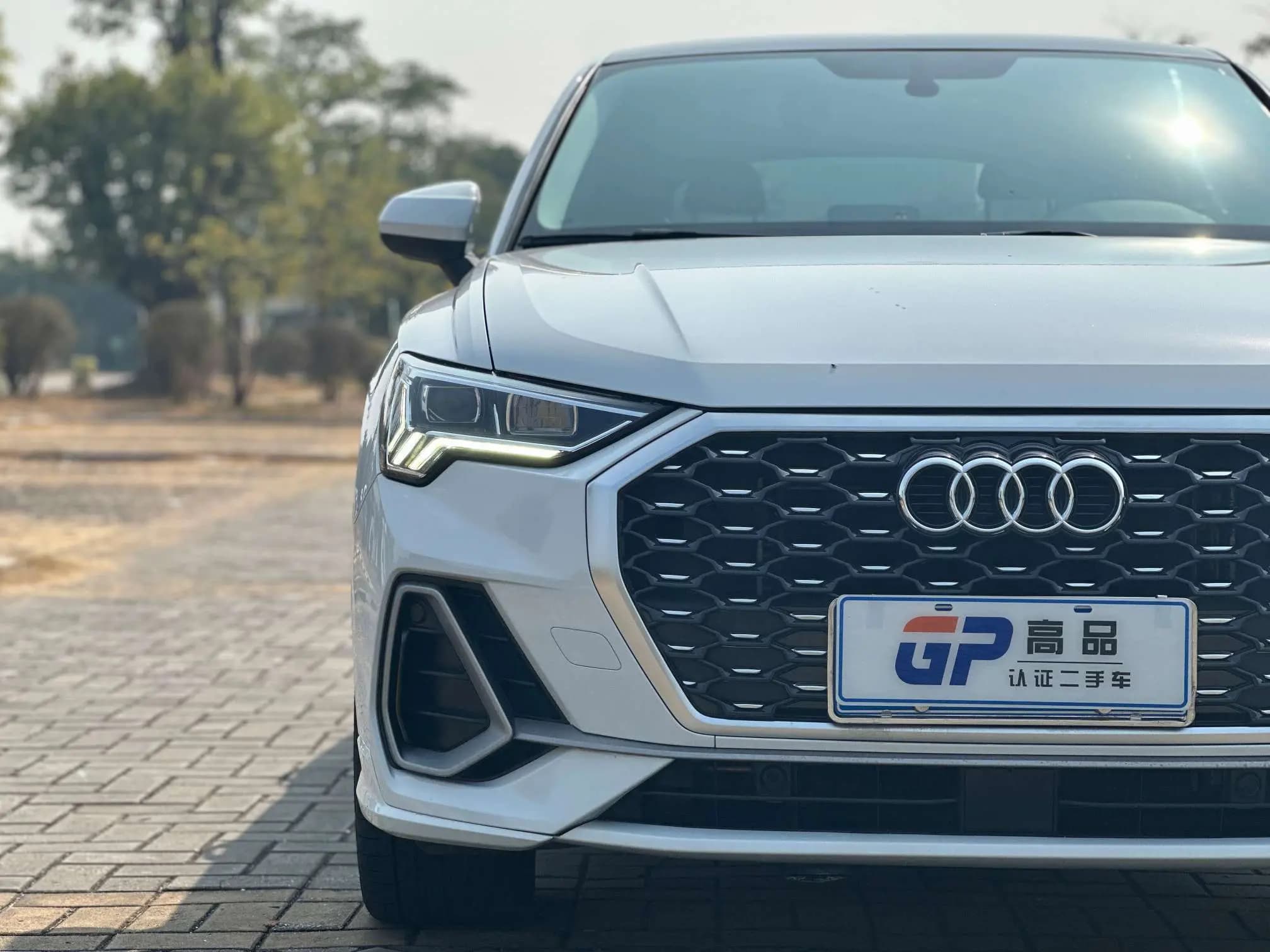 Audi Q3 Sportback 2021 г. 79011 км. — фото 17