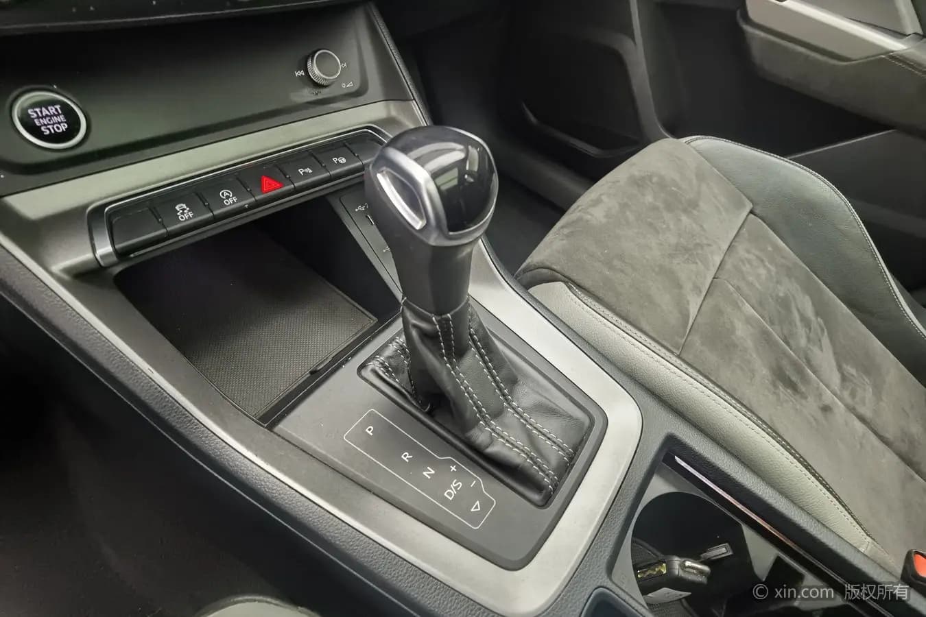 Audi Q3 2022 г. 104512 км. — фото 12