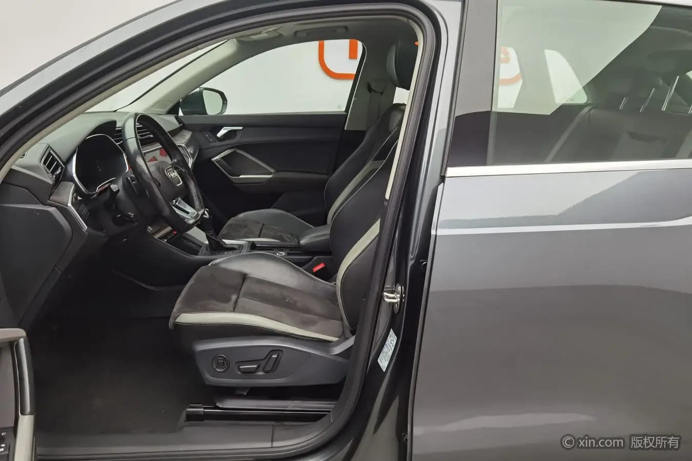 Audi Q3 2022 г. 104512 км. — фото 14
