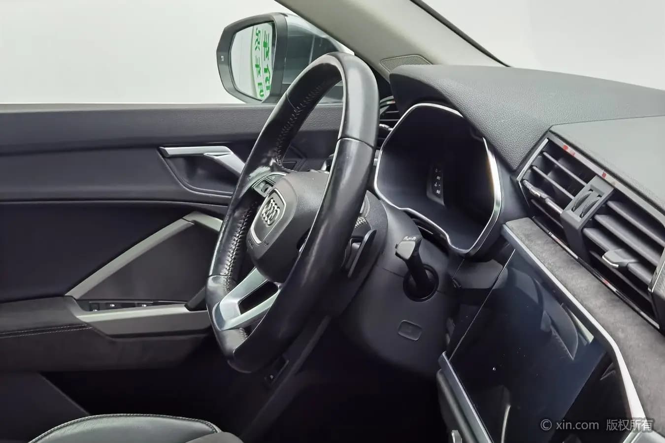Audi Q3 2022 г. 104512 км. — фото 8