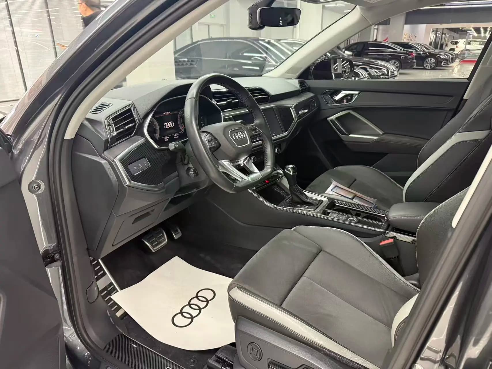 Audi Q3 2023 г. 15110 км. — фото 6
