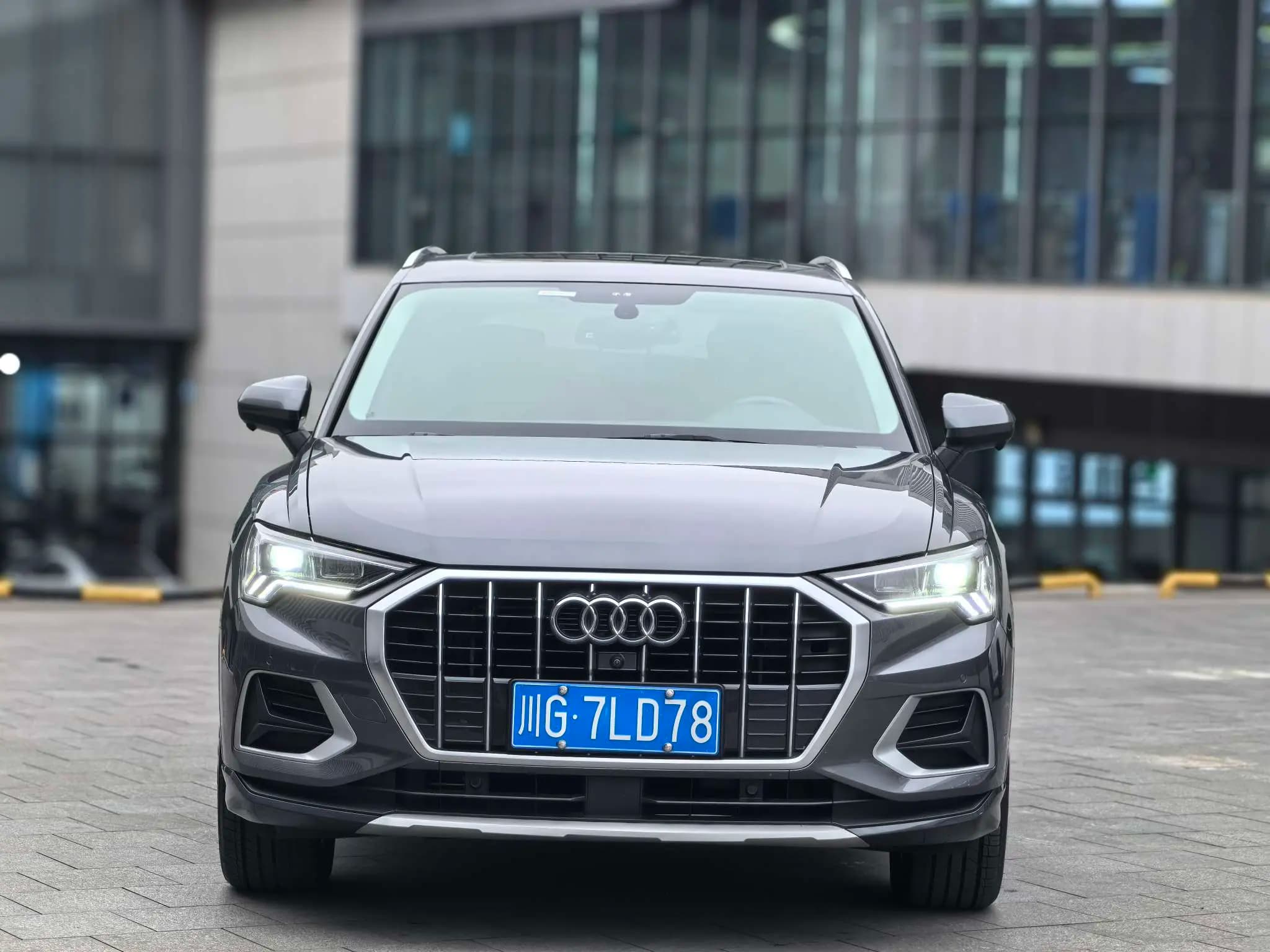 Audi Q3 2021 г. 64108 км. — фото 2