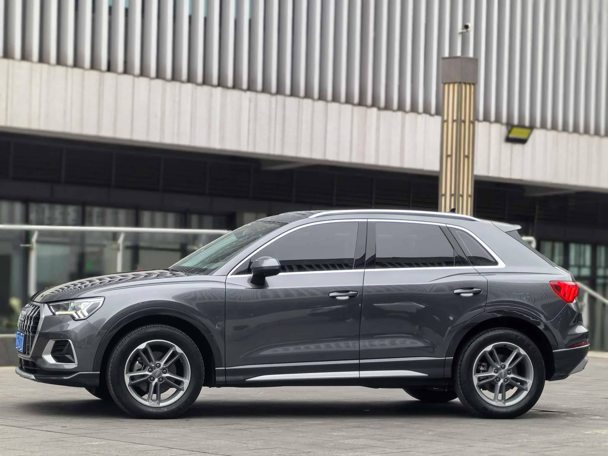 Audi Q3 2021 г. 64108 км. — фото 3