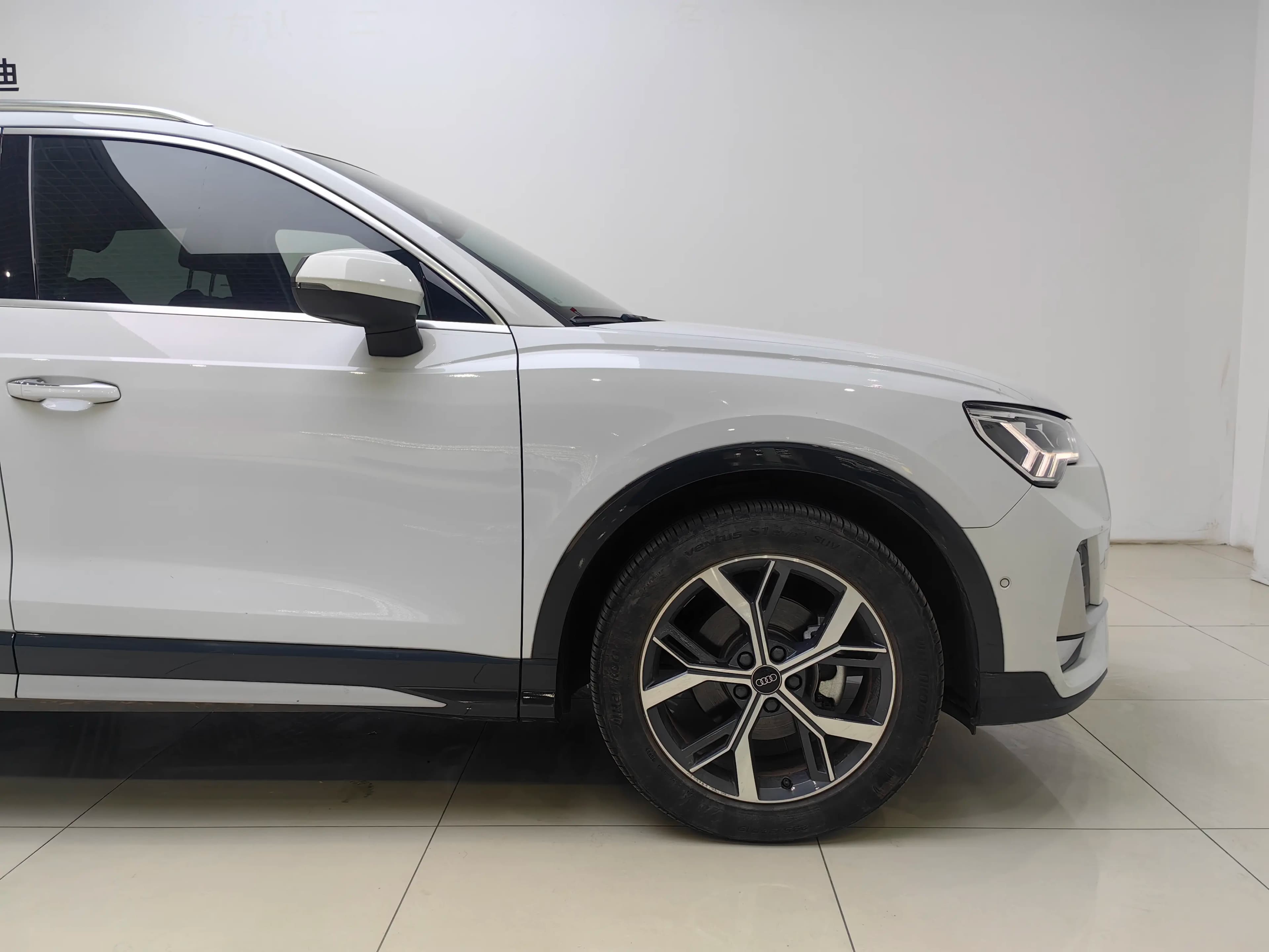 Audi Q3 2024 г. 10906 км. — фото 9
