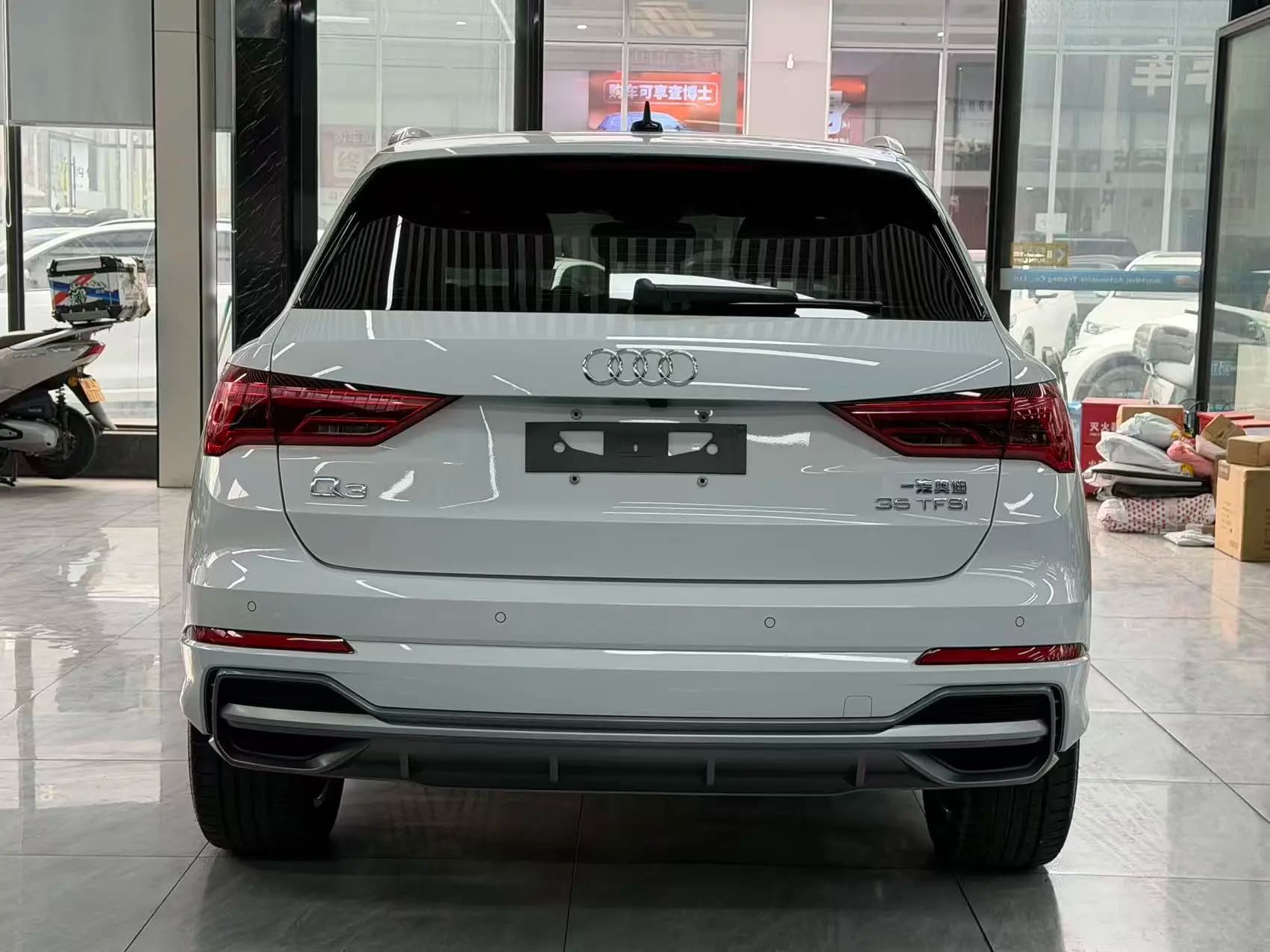Audi Q3 2023 г. 22105 км. — фото 5