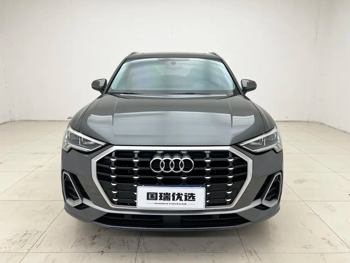 Audi Q3 2022 г. 39101 км. — фото 2