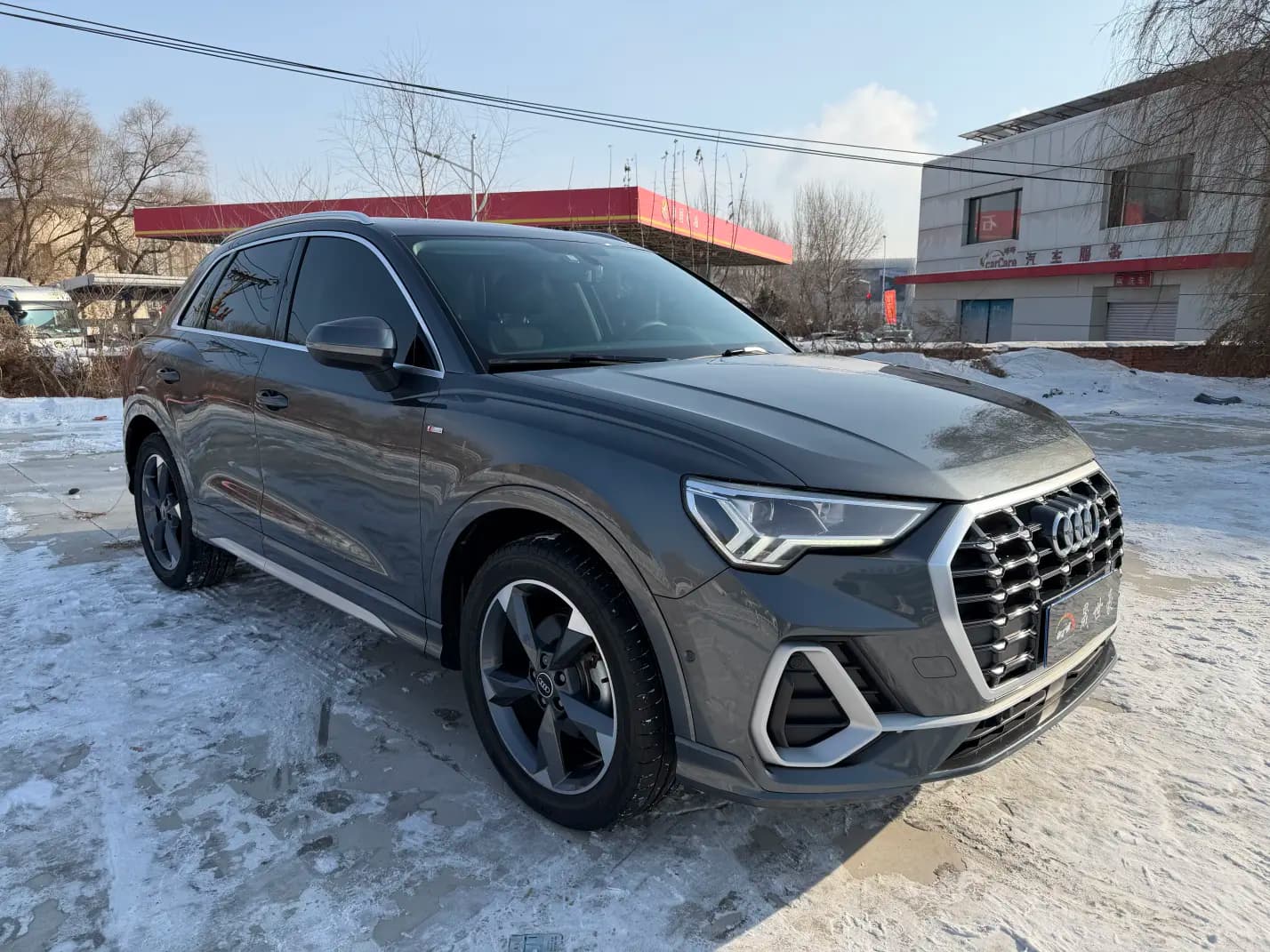 Audi Q3 2021 г. 34100 км. — фото 3