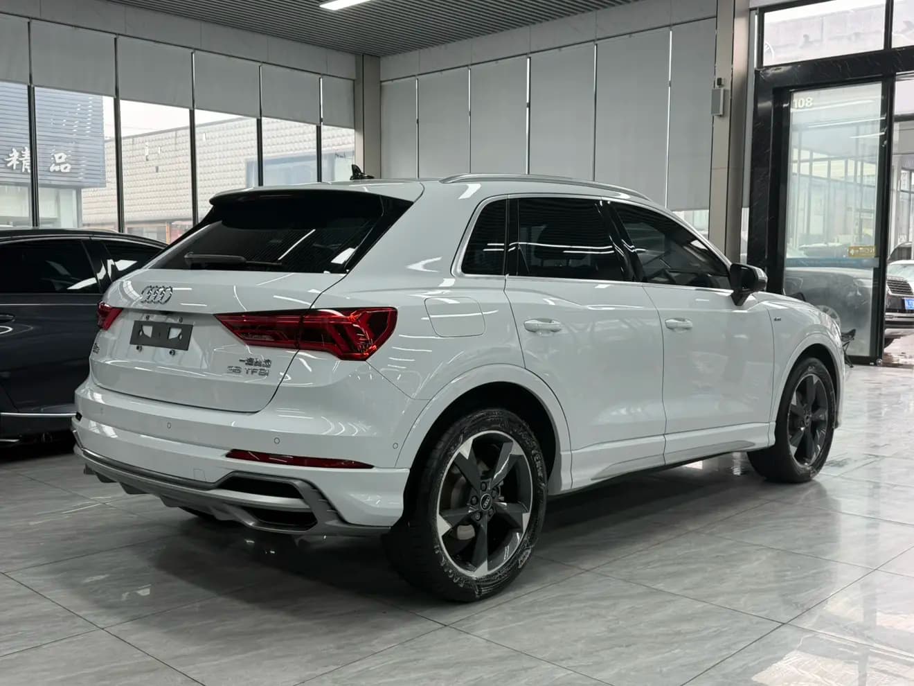 Audi Q3 2022 г. 35099 км. — фото 4