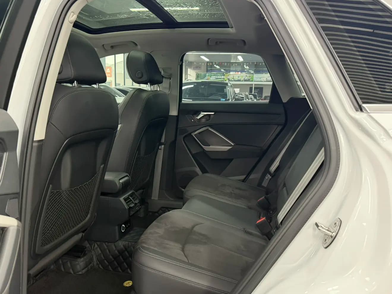 Audi Q3 2022 г. 35099 км. — фото 7