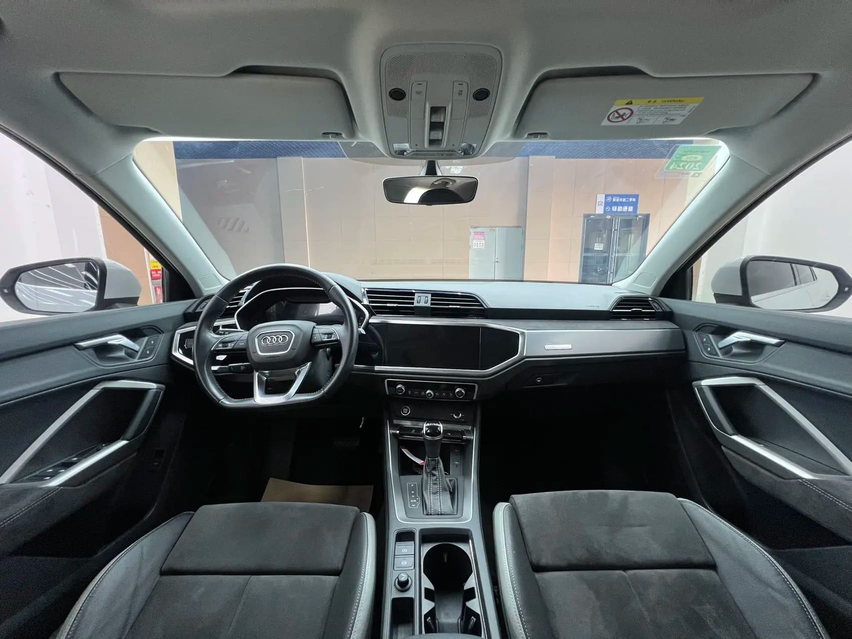 Audi Q3 2022 г. 38080 км. — фото 9