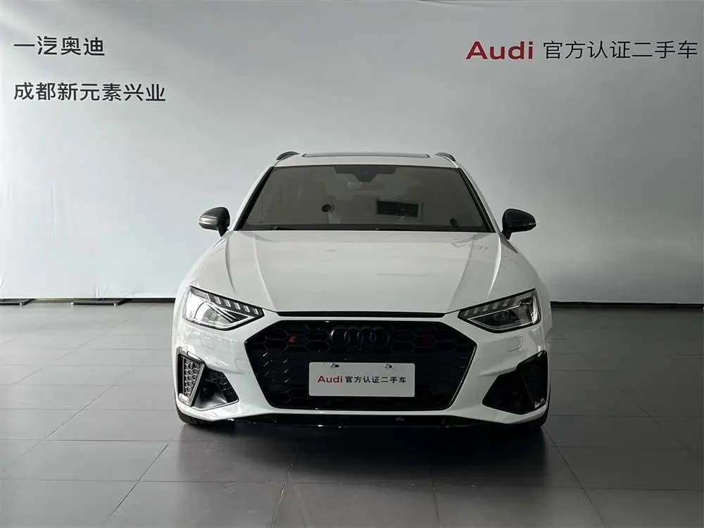 Audi S4 2024 г. 23274 км. — фото 2
