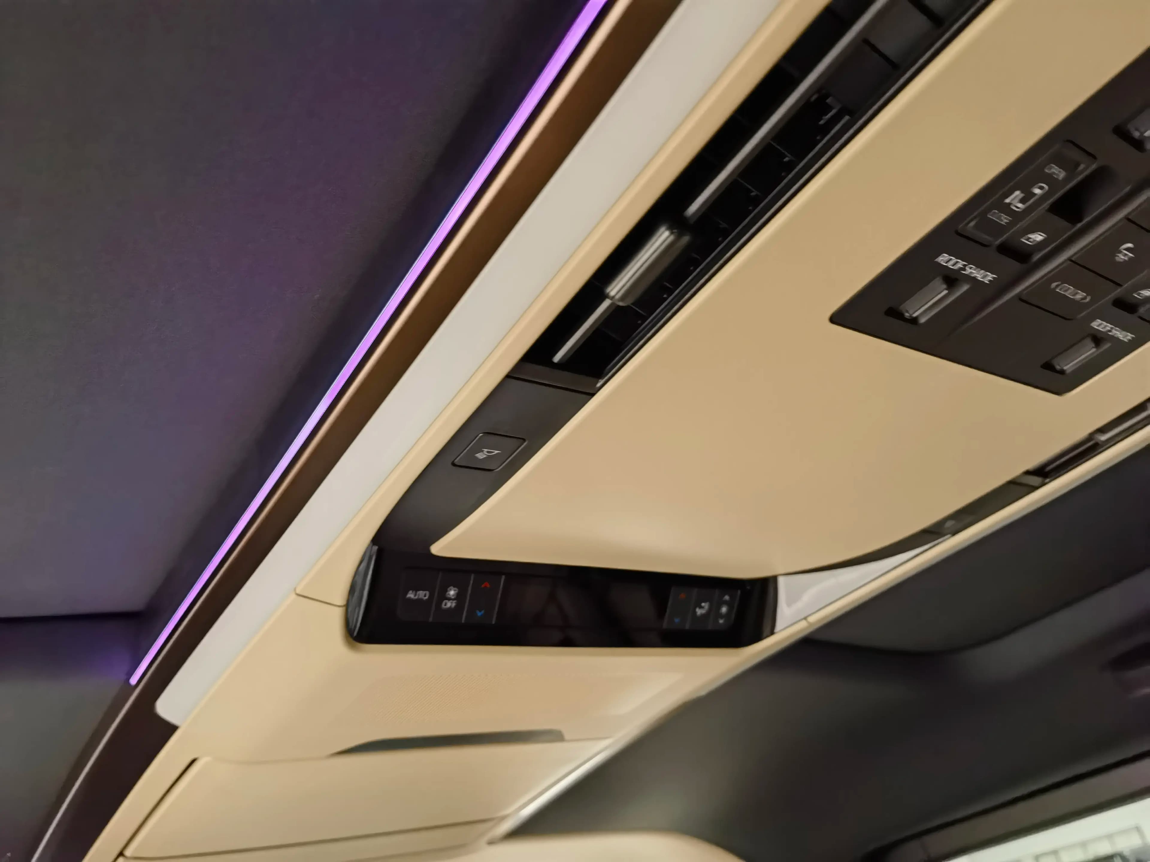 Toyota Alphard 2025 г. 21234 км. — фото 19