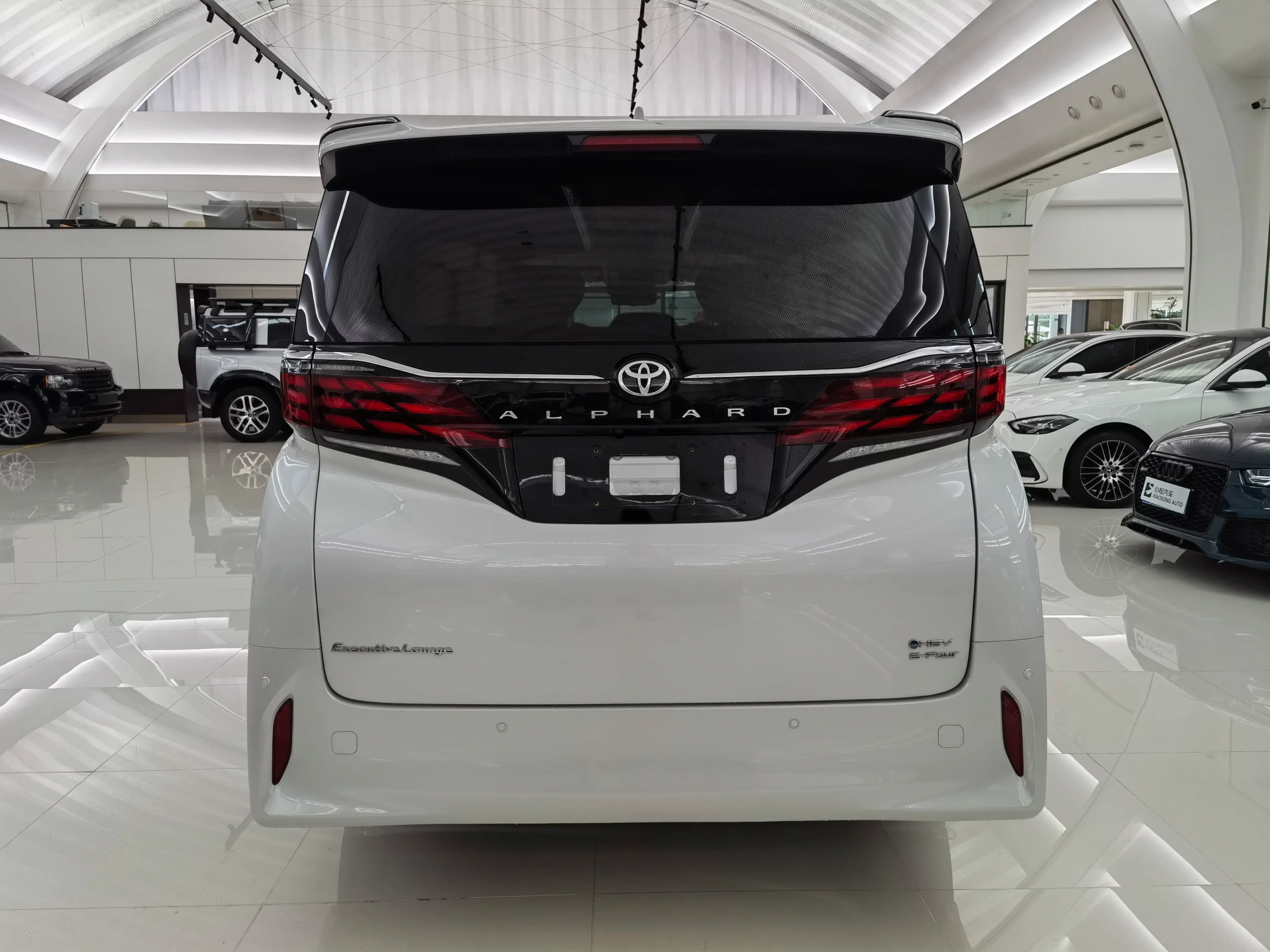 Toyota Alphard 2025 г. 21234 км. — фото 3