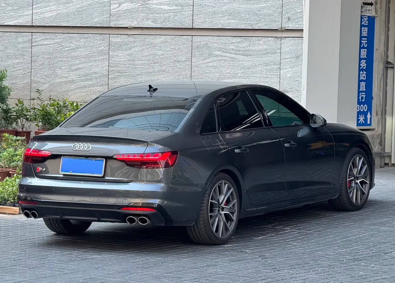 Audi S4 2024 г. 12073 км. — фото 5