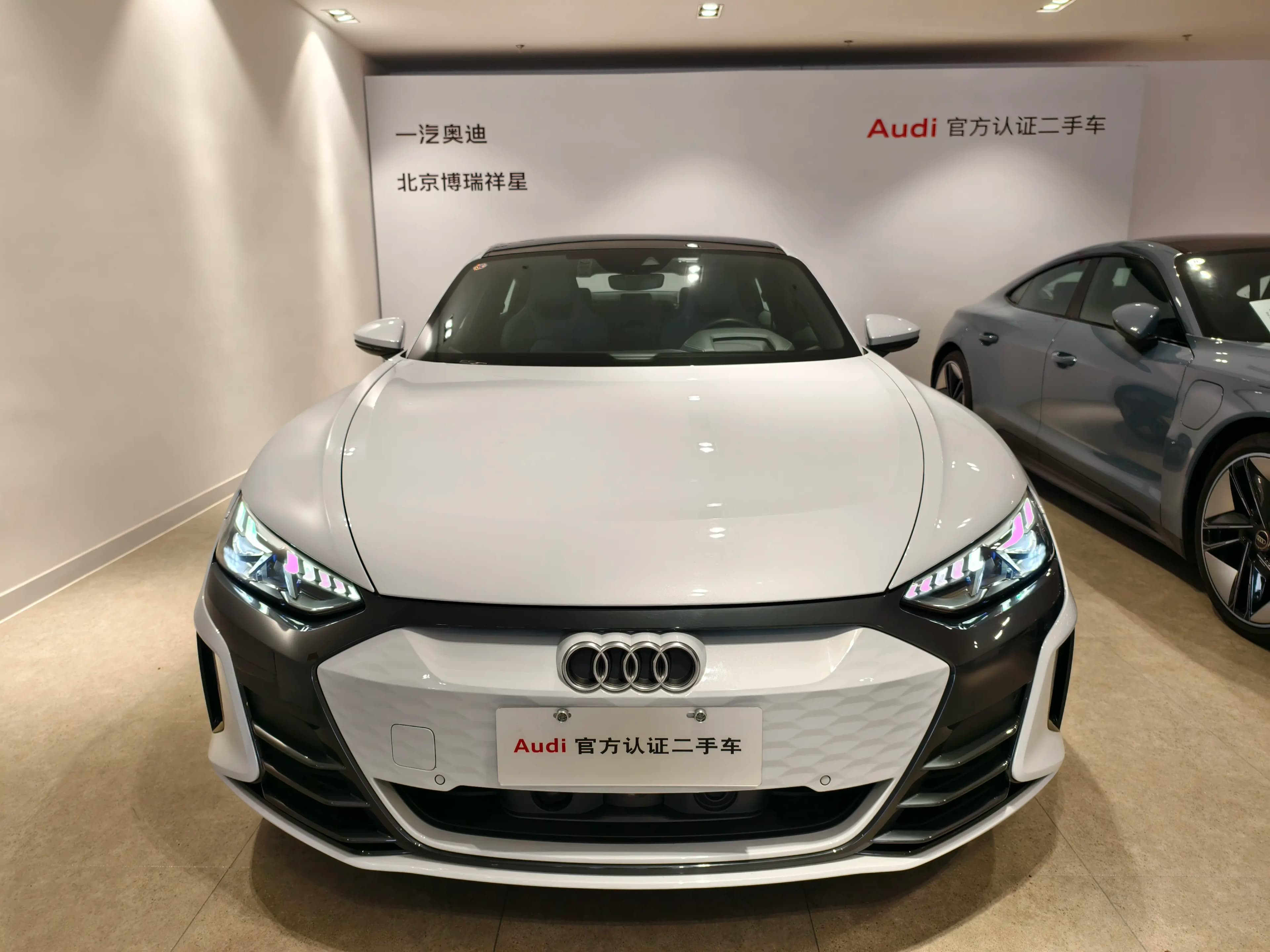 Audi e-tron GT 2024 г. 12522 км. — фото 2
