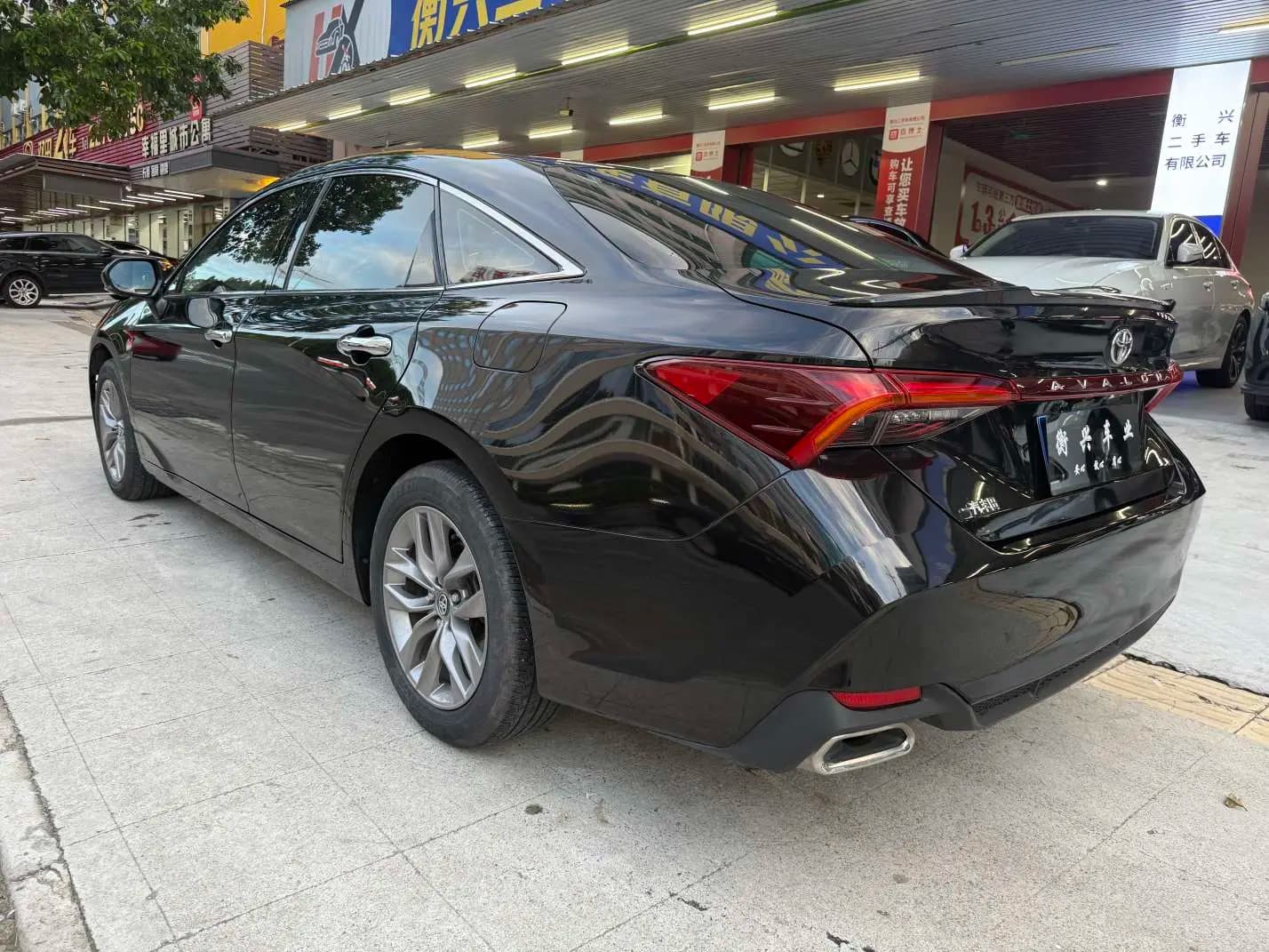 Toyota Avalon 2021 г. 57400 км. — фото 4