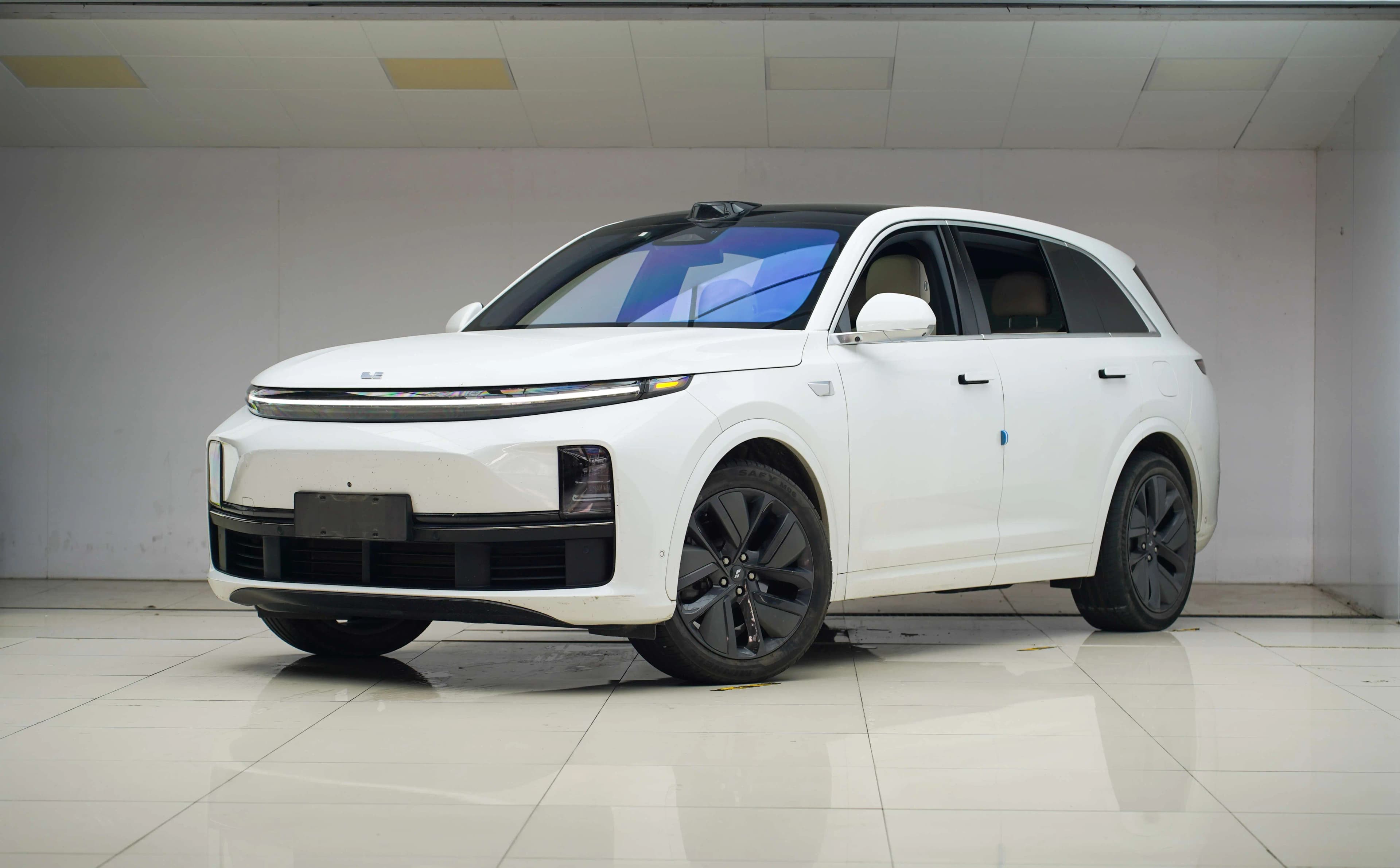 Lixiang L7 2023 г. 56138 км.