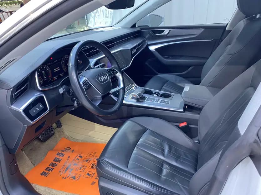 Audi A7 2021 г. 109065 км. — фото 13