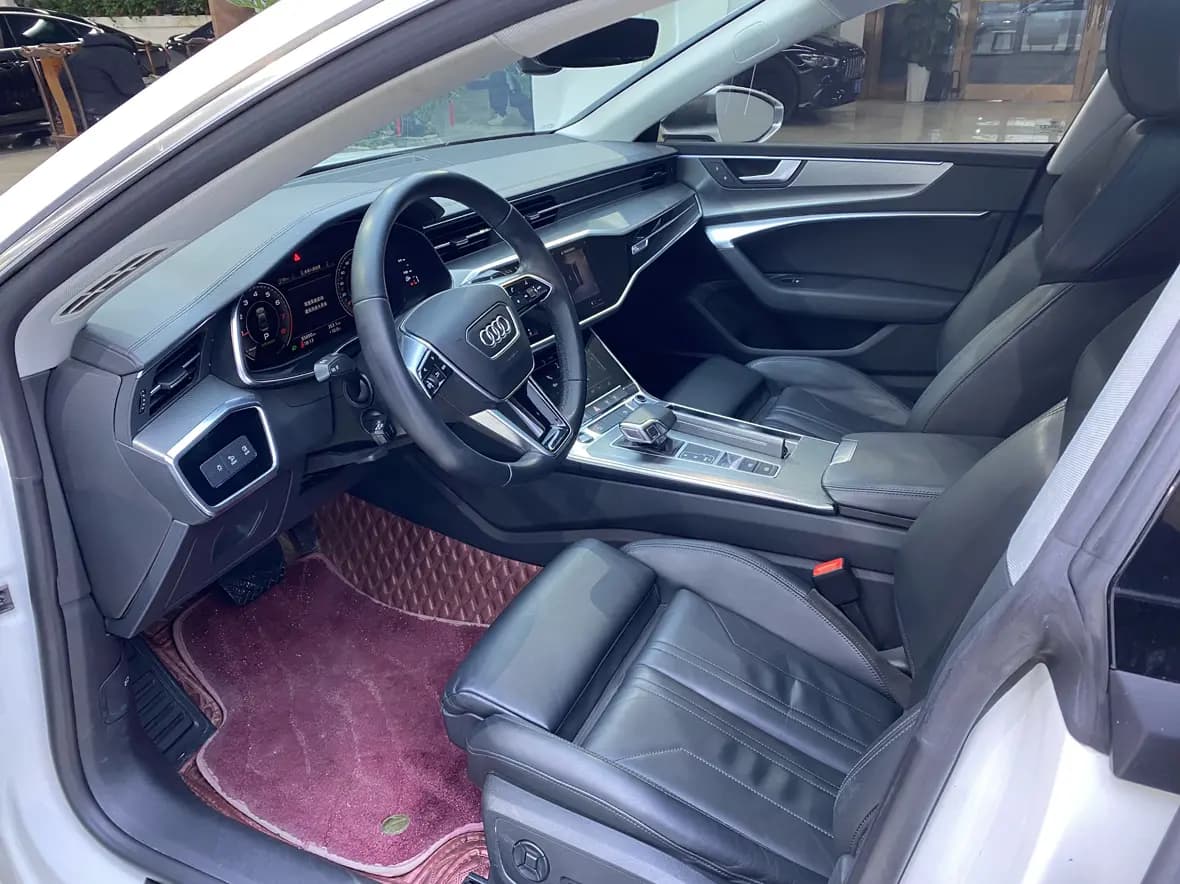 Audi A7 2022 г. 83064 км. — фото 12