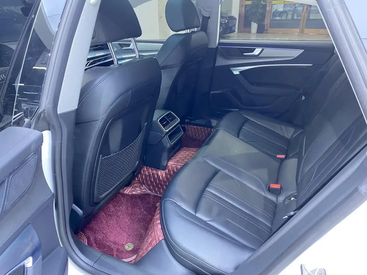 Audi A7 2022 г. 83064 км. — фото 13