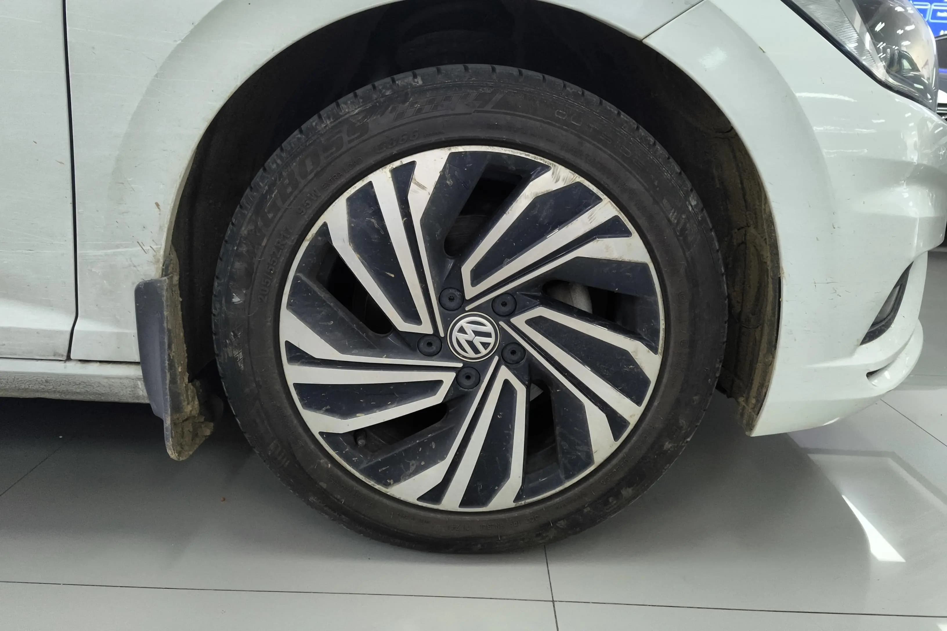 Volkswagen Sagitar 2022 г. 73889 км. — фото 9