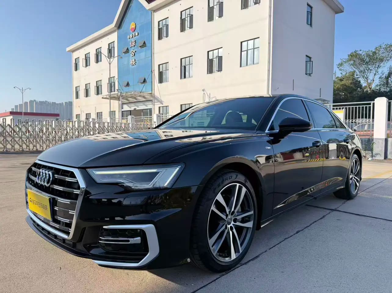 Audi A6L 2021 г. 95129 км.