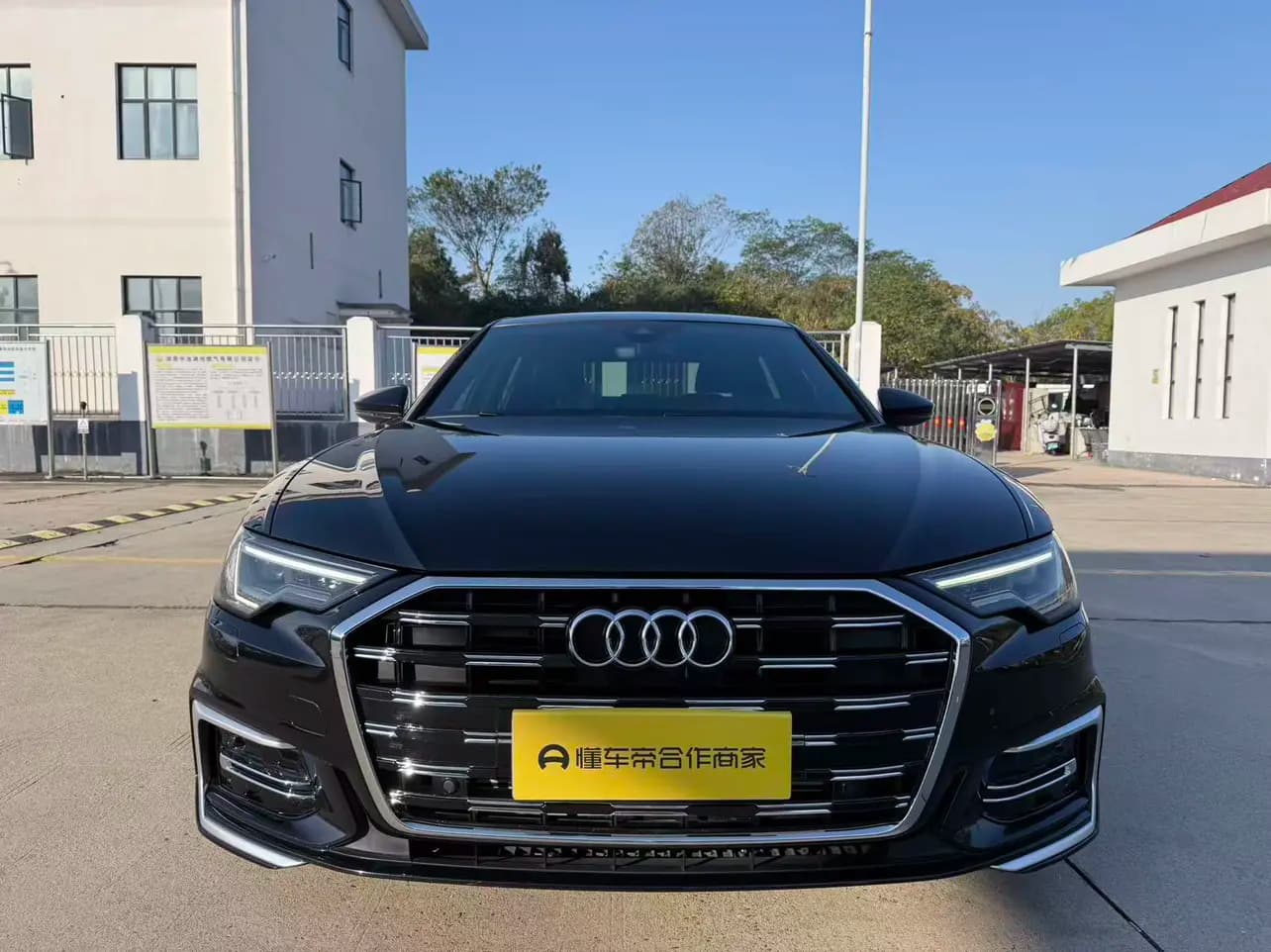 Audi A6L 2021 г. 95129 км. — фото 2