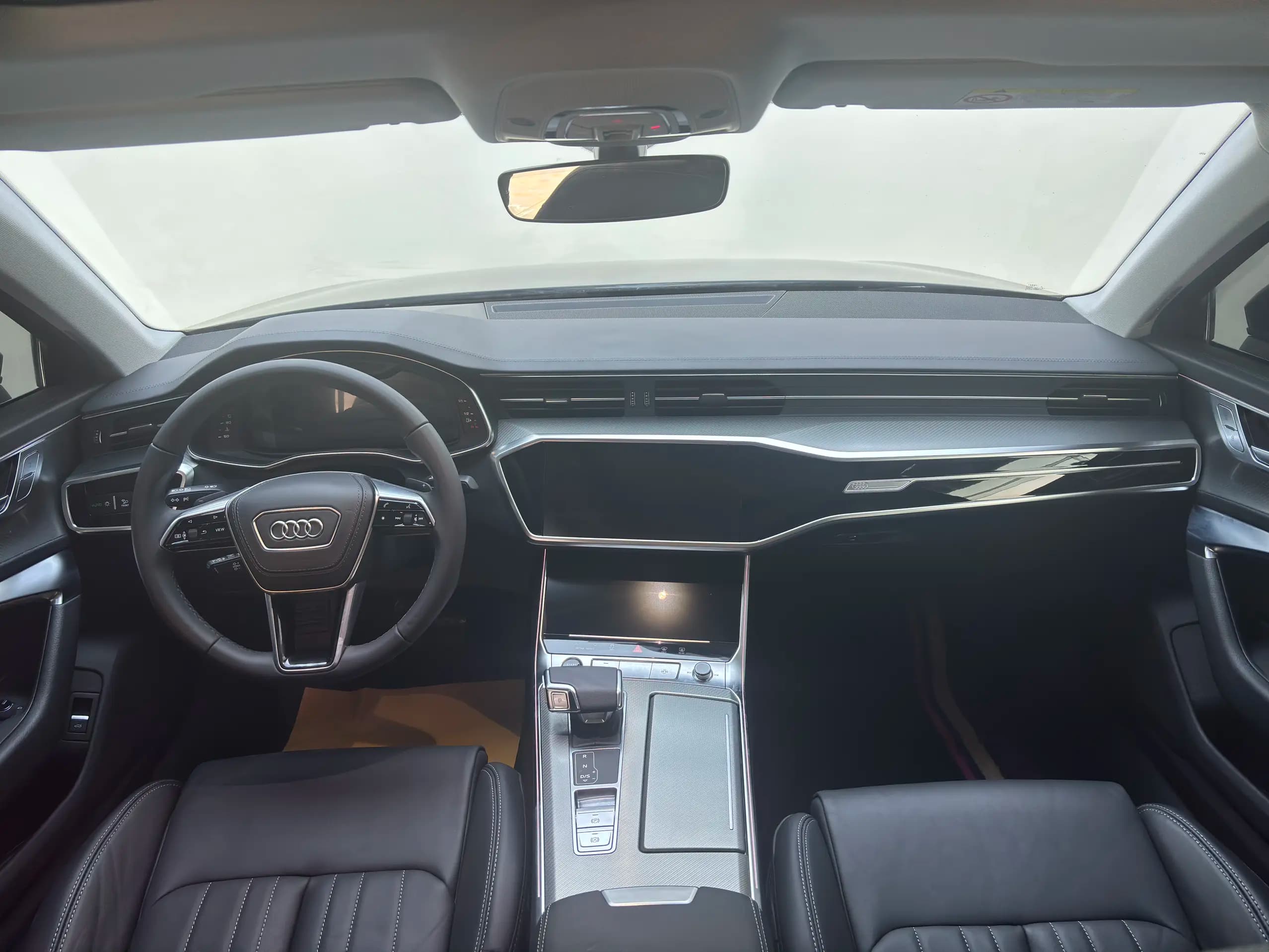 Audi A6L 2023 г. 36100 км. — фото 12