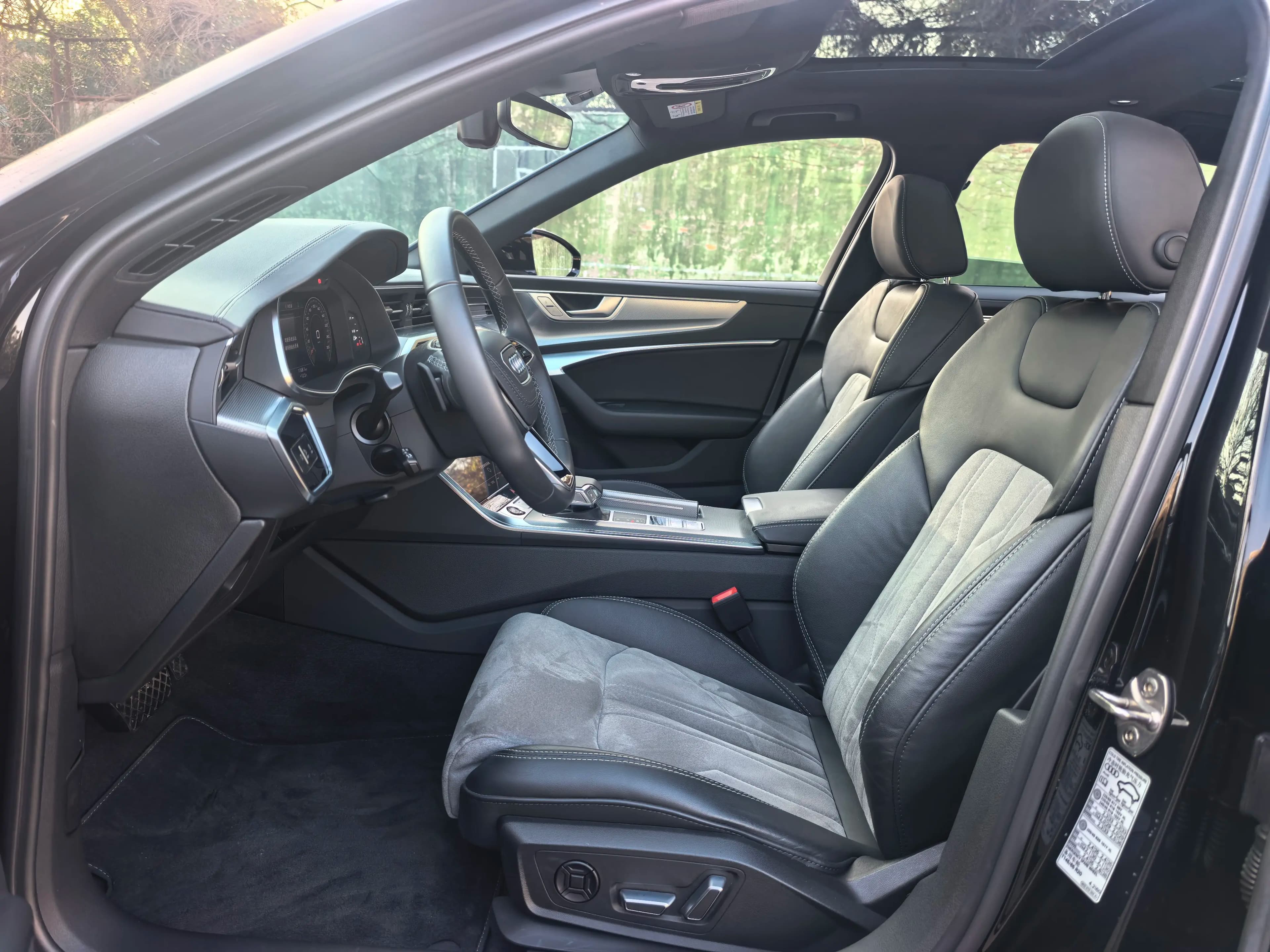 Audi A6L 2023 г. 14500 км. — фото 13