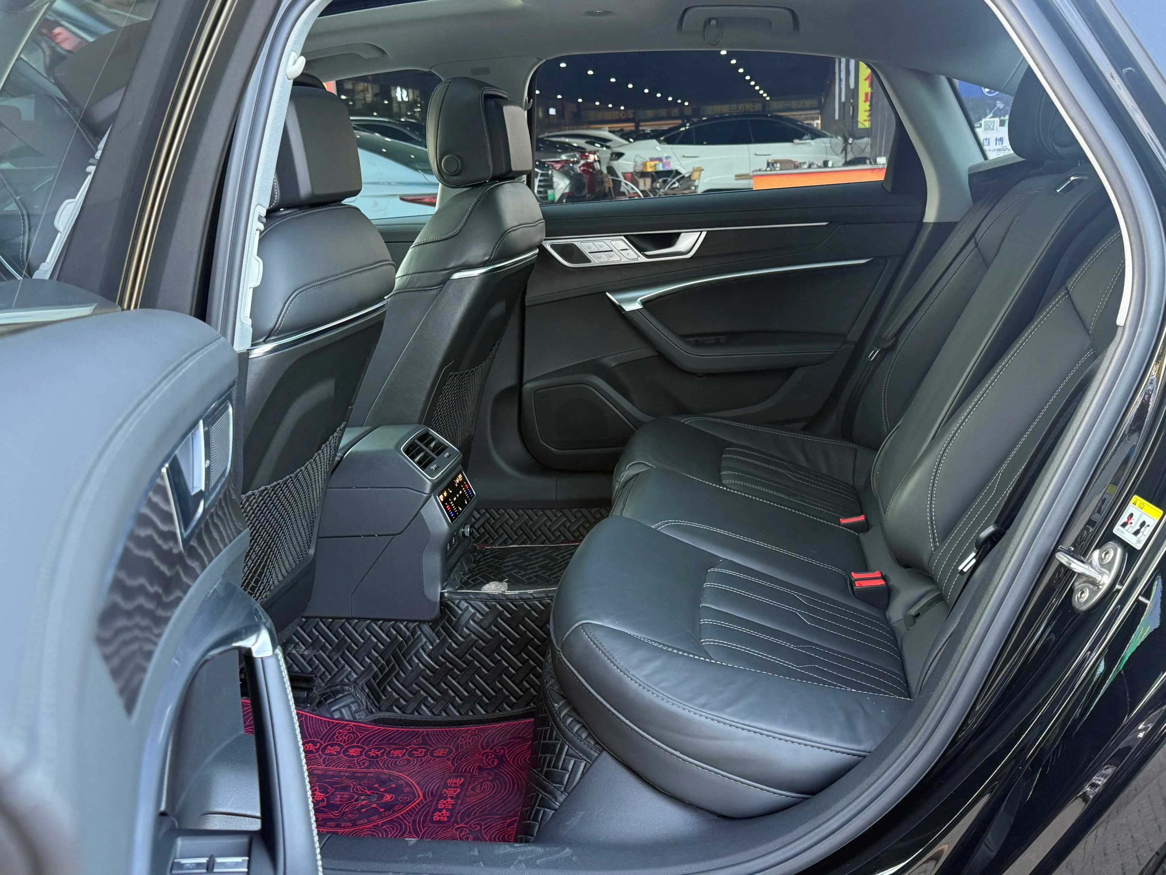 Audi A6L 2023 г. 27000 км. — фото 11