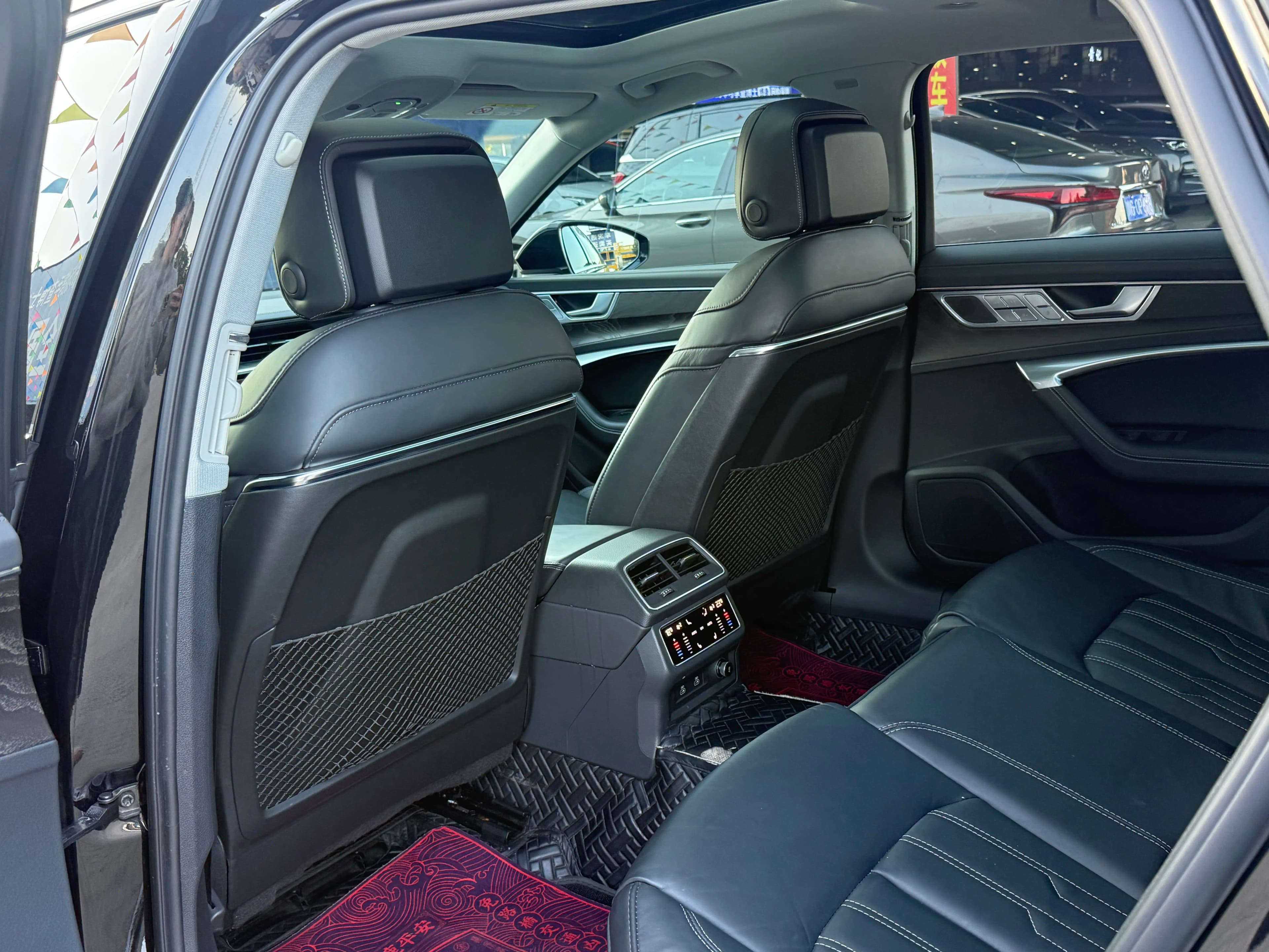 Audi A6L 2023 г. 27000 км. — фото 12
