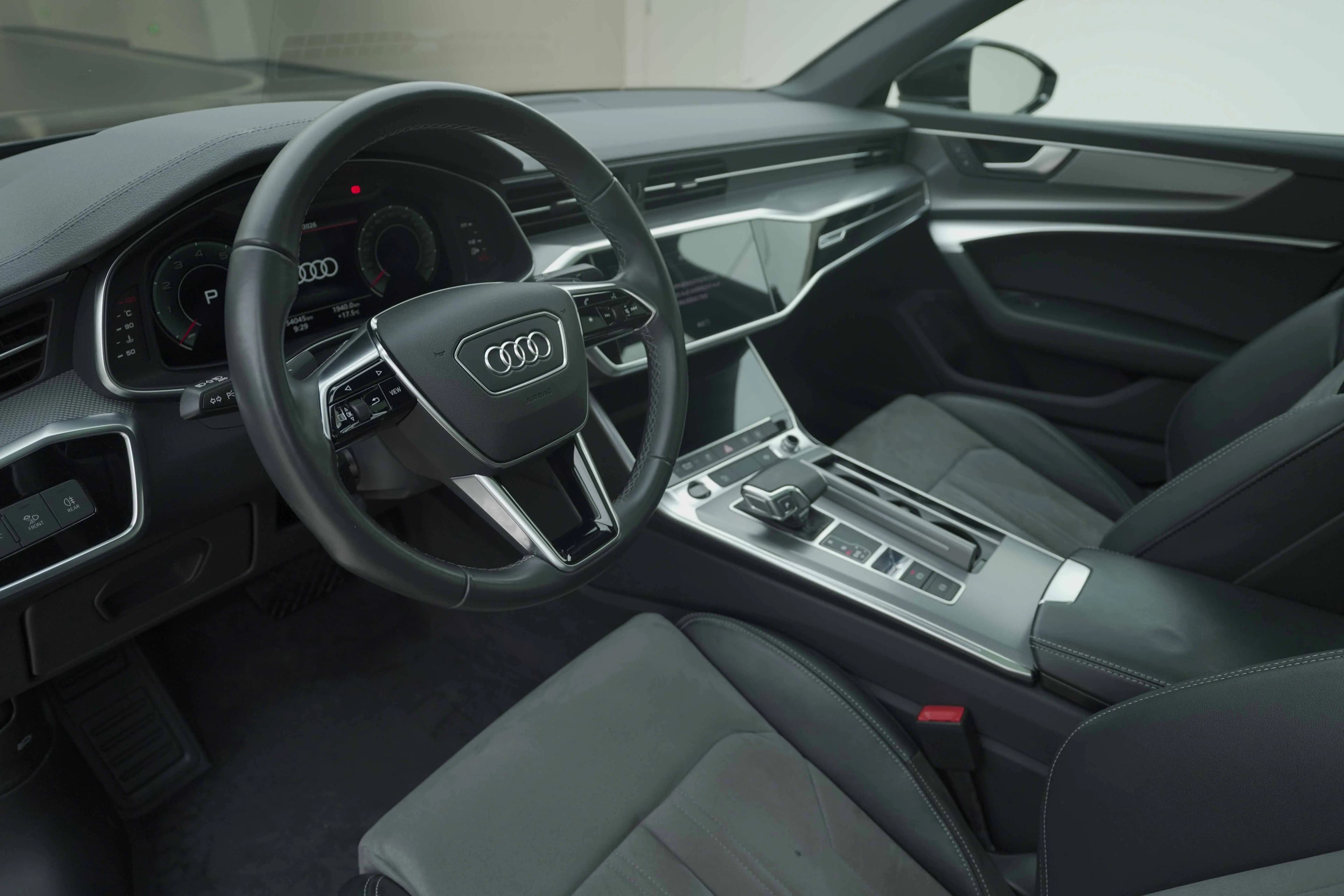 Audi A6L 2022 г. 54000 км. — фото 14