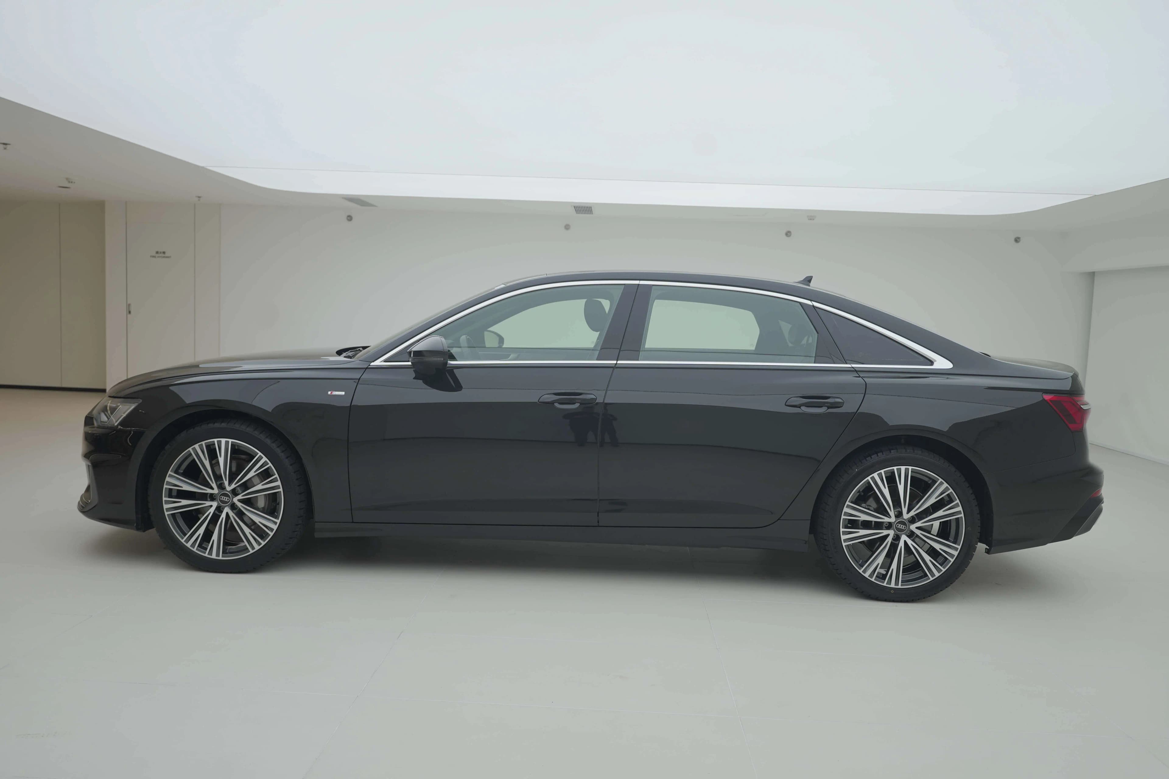Audi A6L 2022 г. 54000 км. — фото 3
