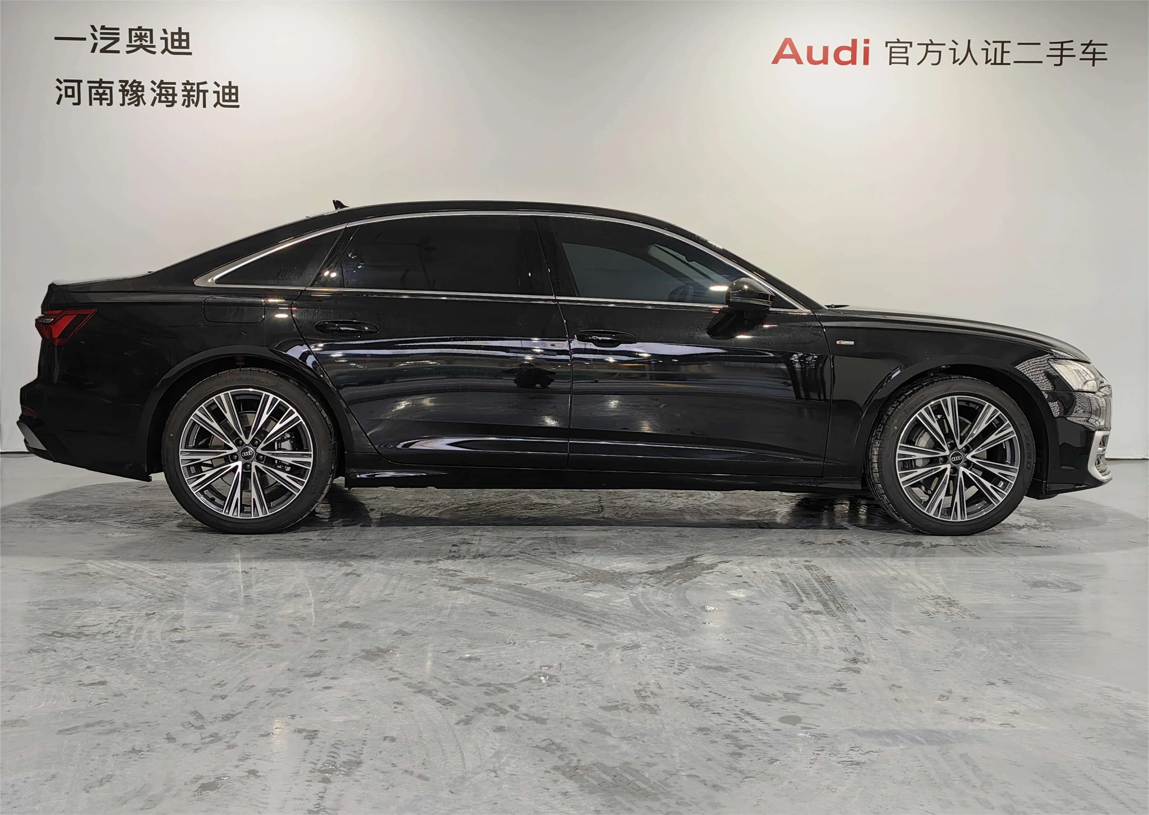 Audi A6L 2025 г. 13000 км. — фото 5