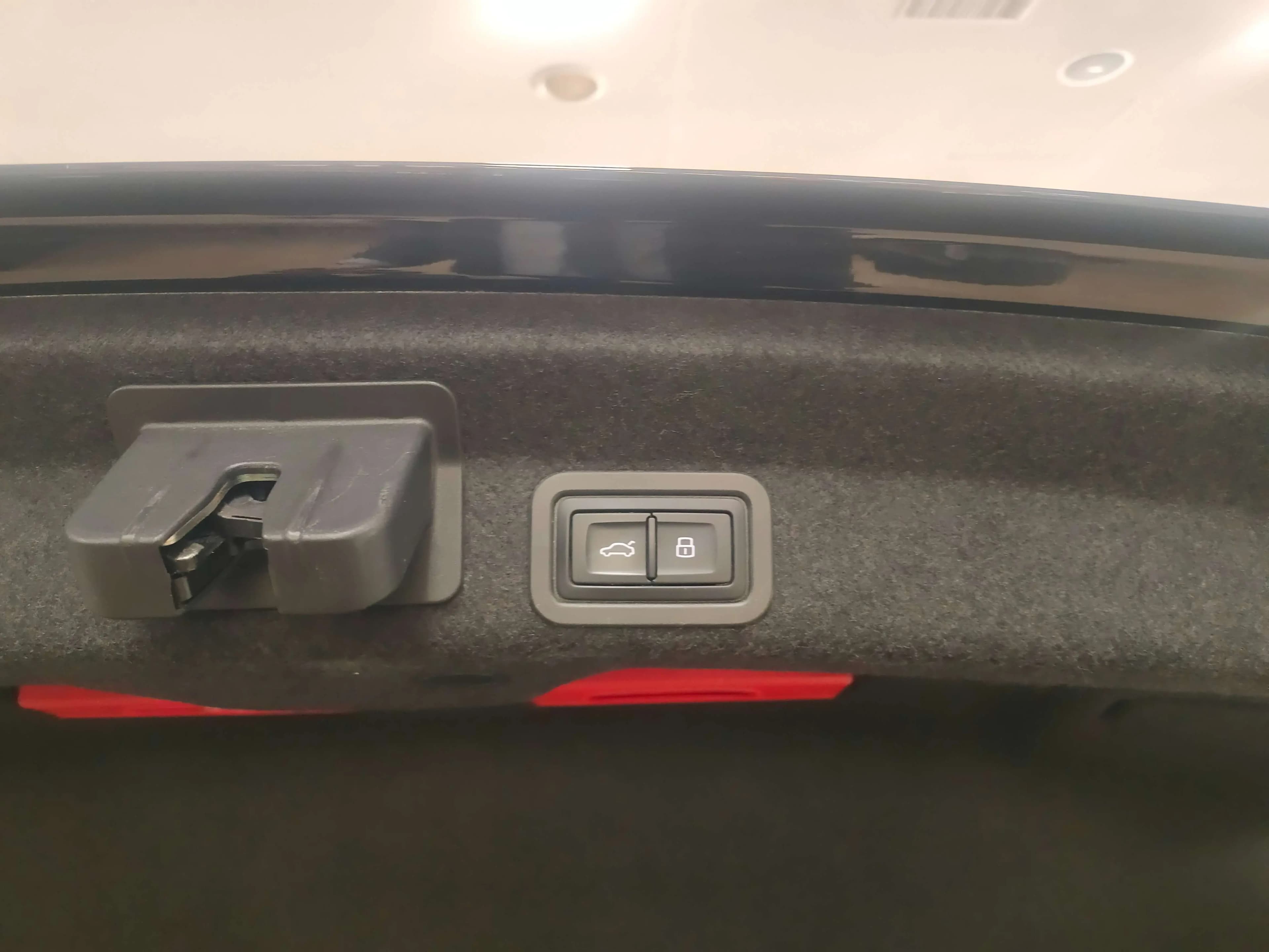 Audi A6L 2025 г. 13000 км. — фото 7