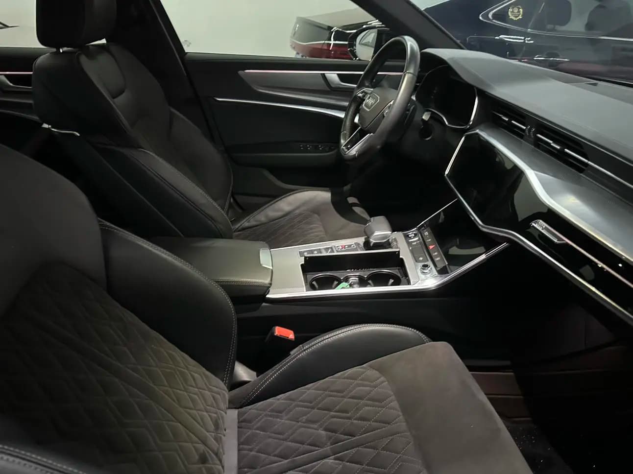 Audi A6L 2022 г. 40700 км. — фото 14