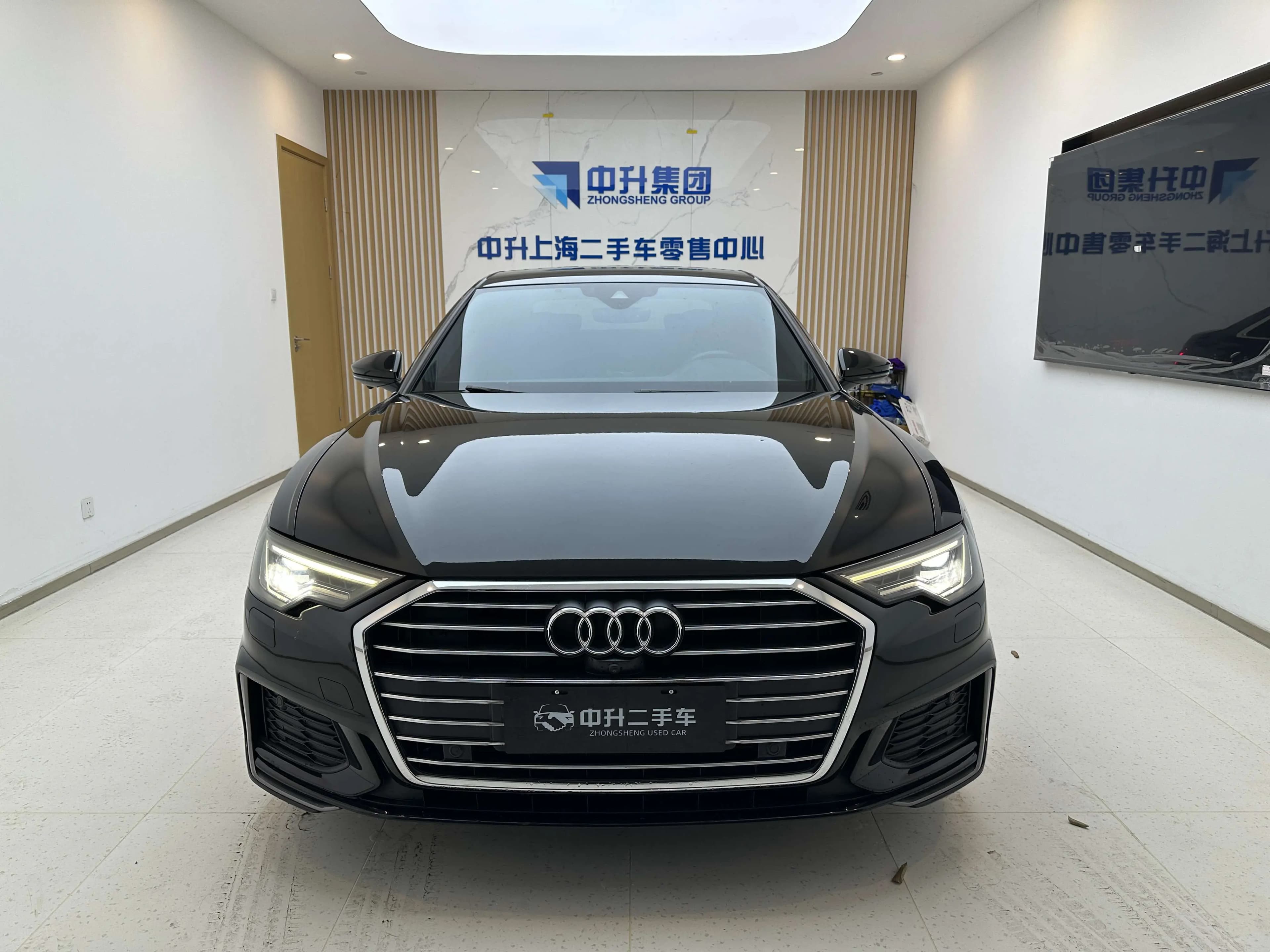 Audi A6L 2021 г. 71124 км. — фото 2