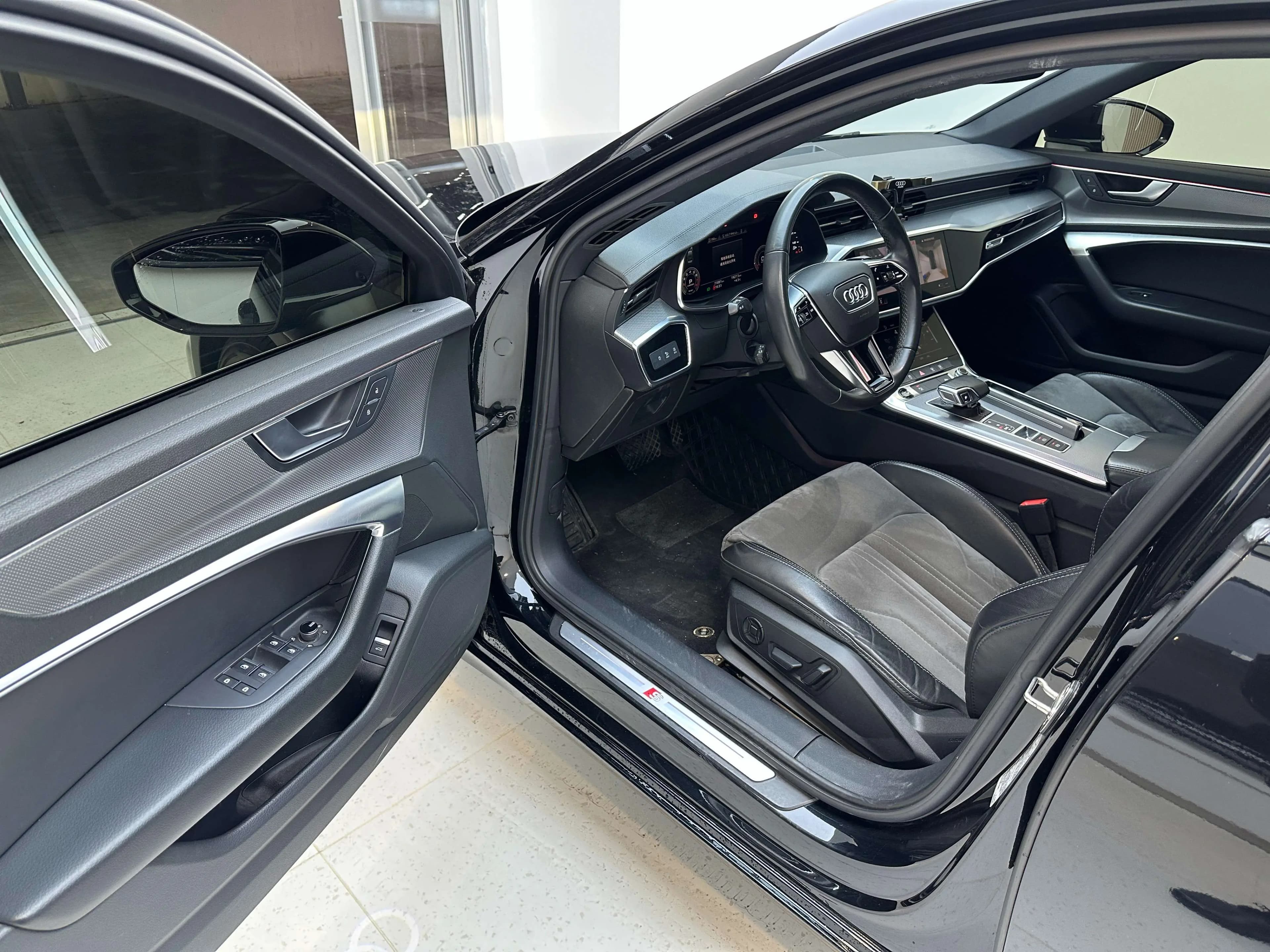 Audi A6L 2021 г. 71124 км. — фото 20