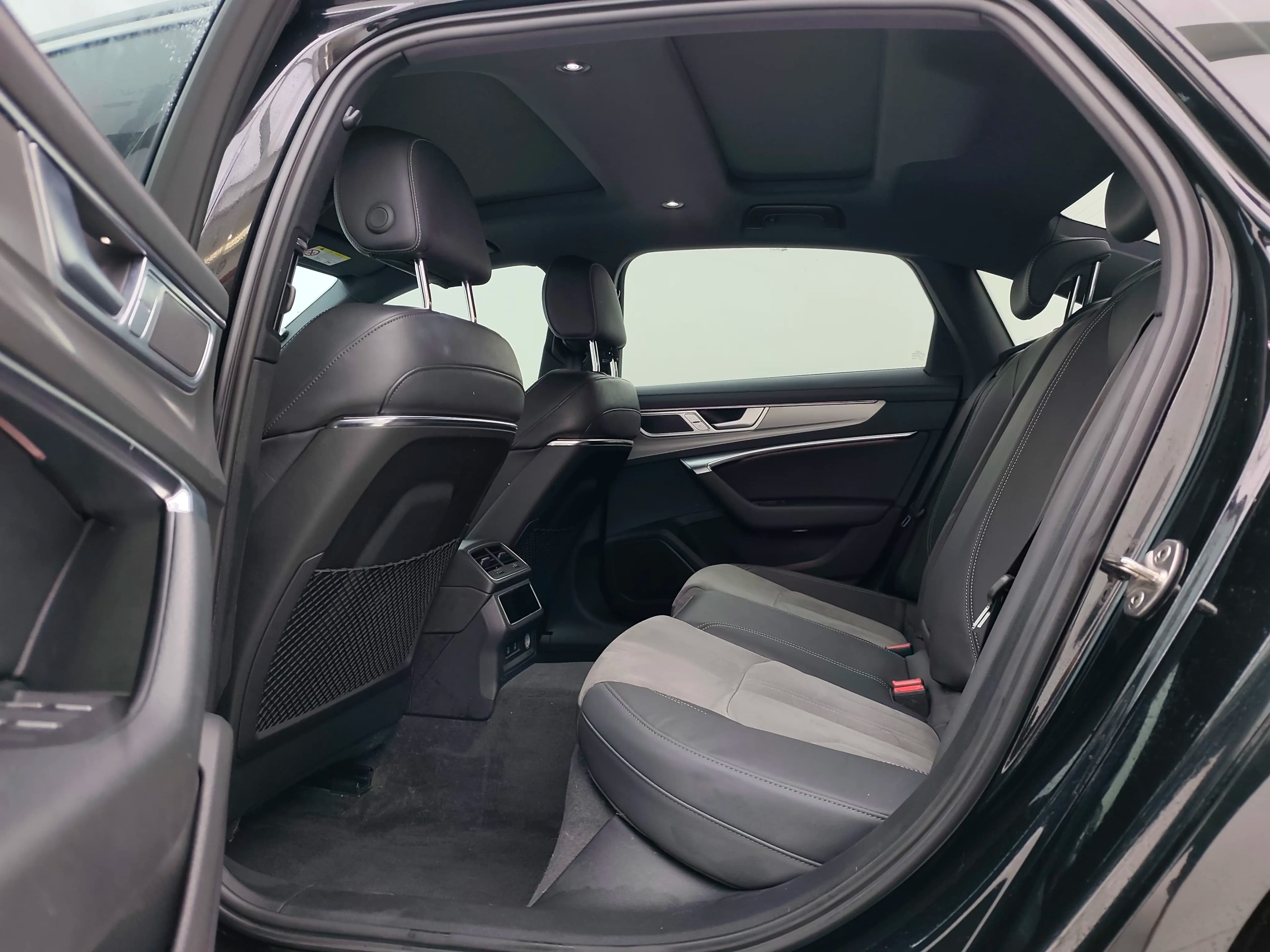 Audi A6L 2023 г. 24000 км. — фото 16