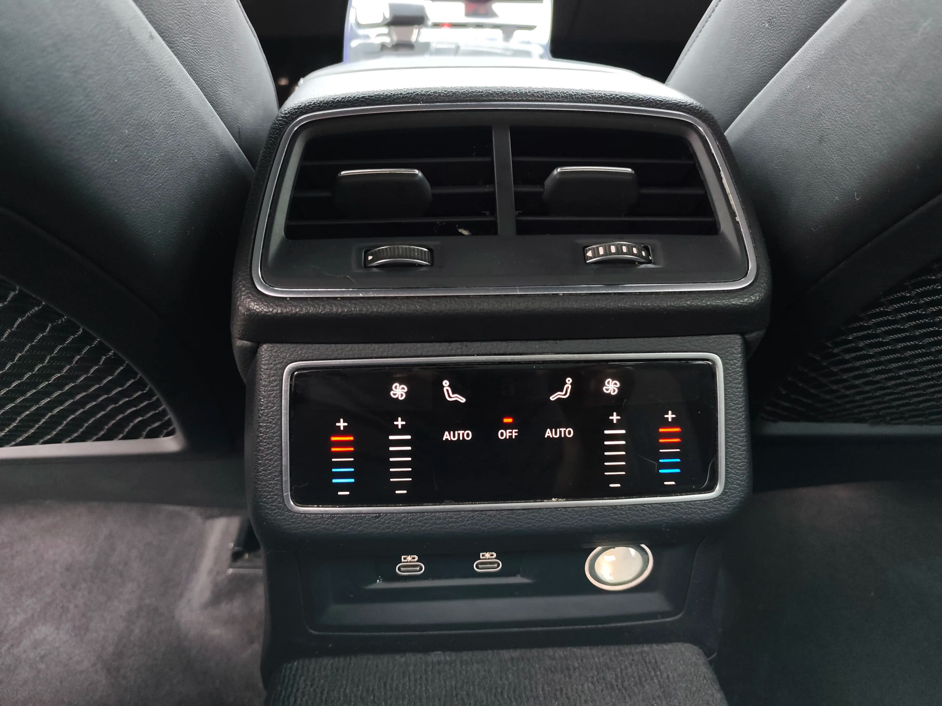 Audi A6L 2023 г. 24000 км. — фото 9
