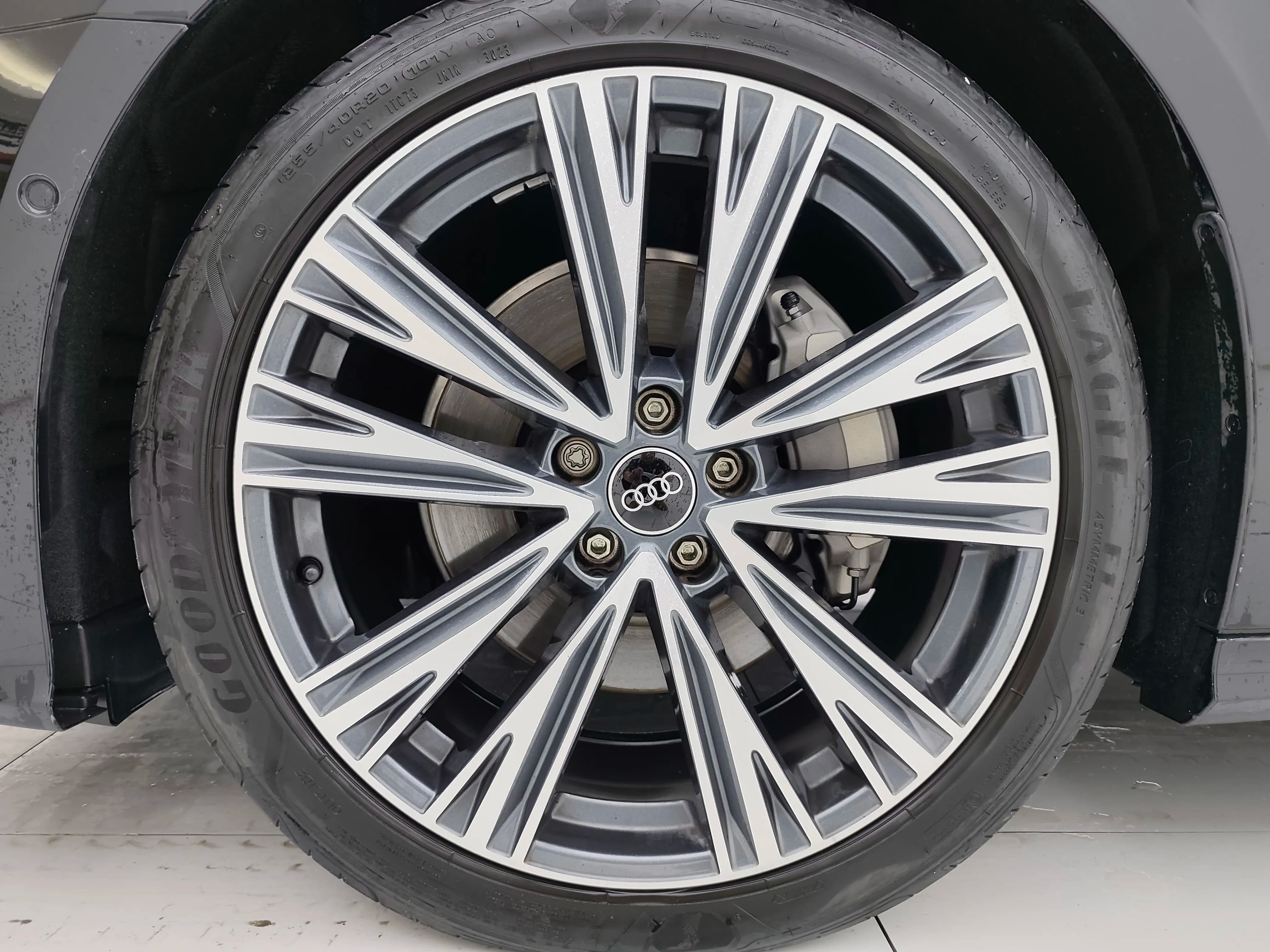 Audi A6L 2023 г. 24000 км. — фото 10
