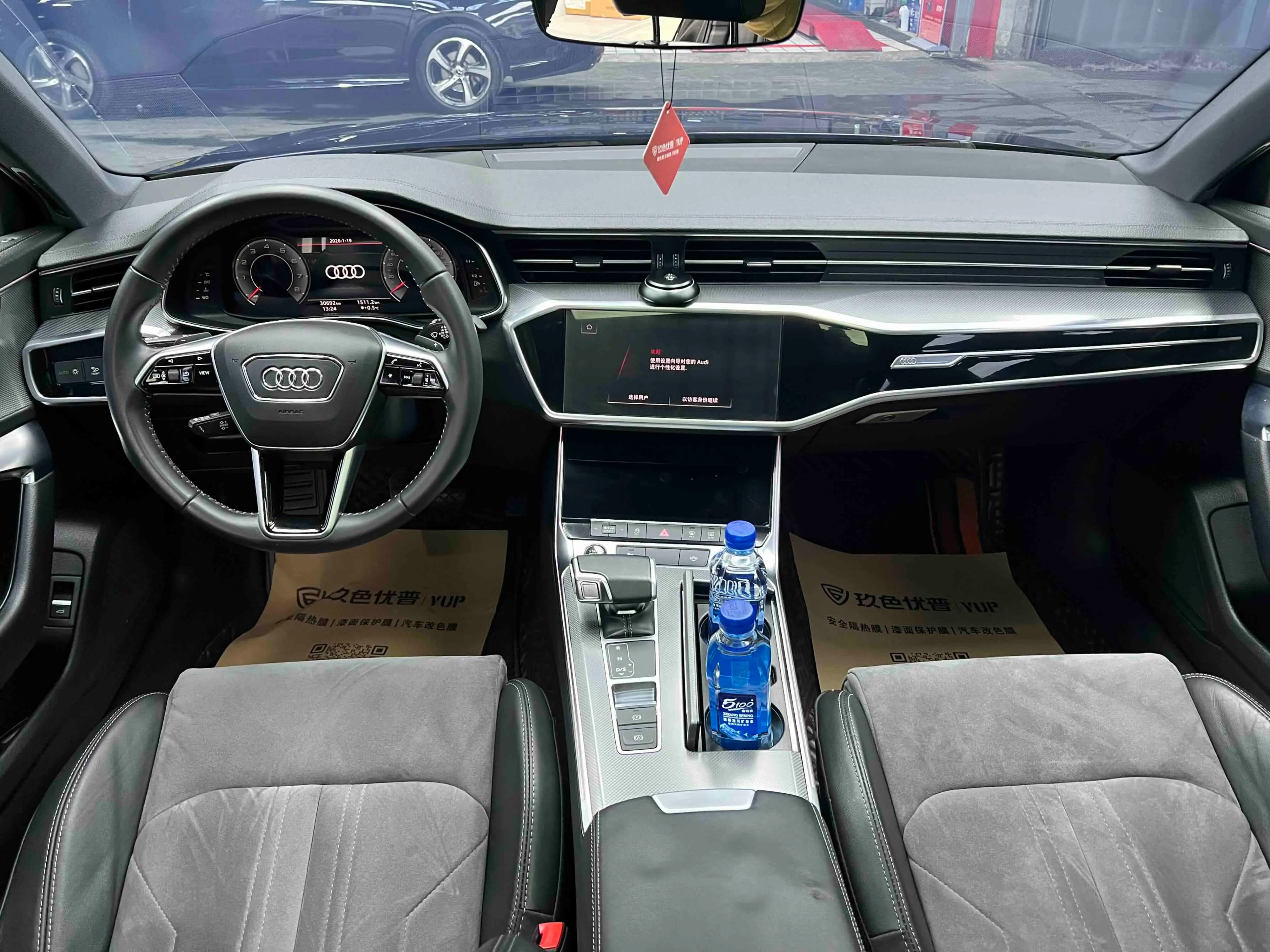Audi A6L 2021 г. 30030 км. — фото 11