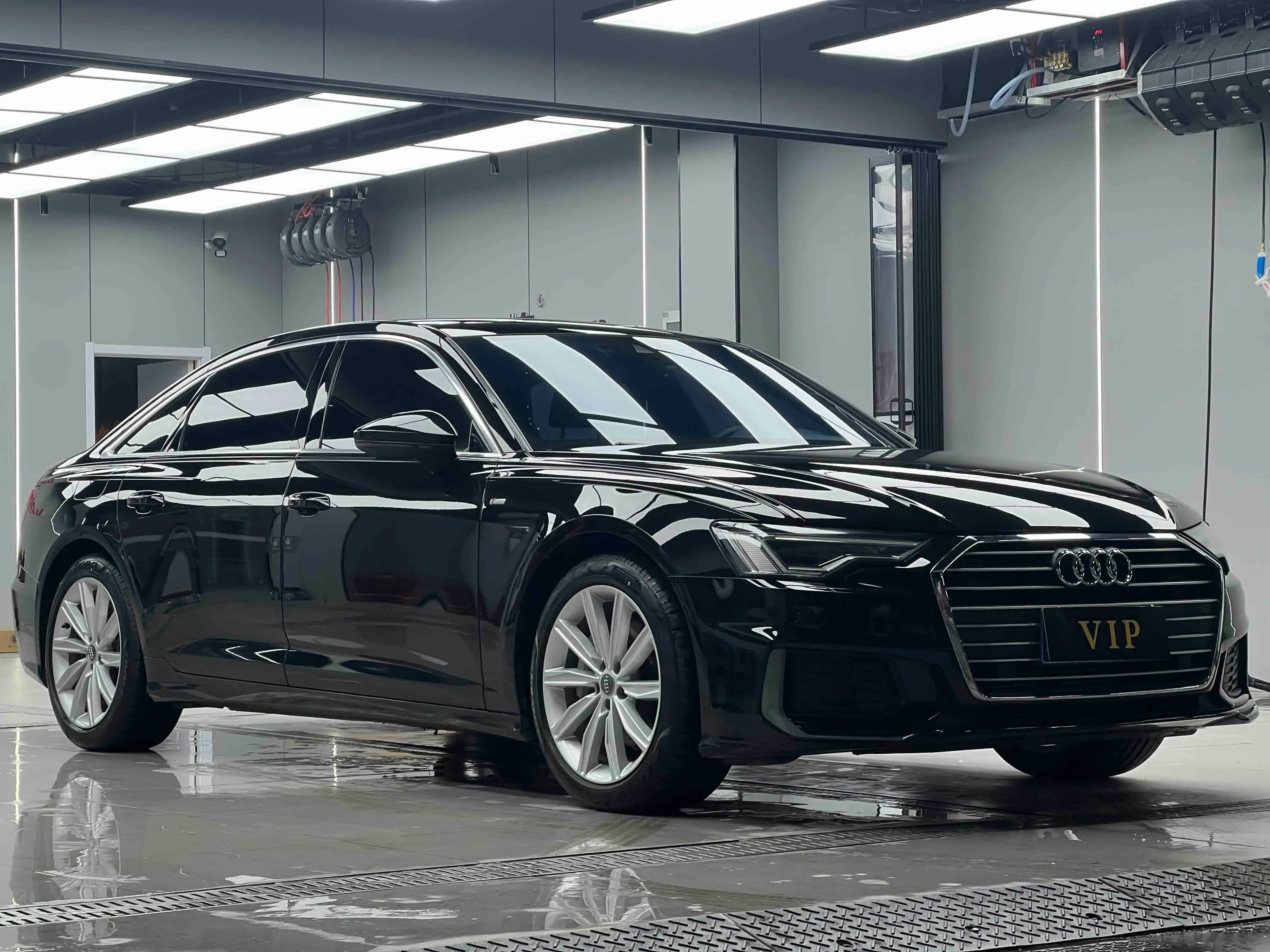 Audi A6L 2021 г. 30030 км. — фото 3