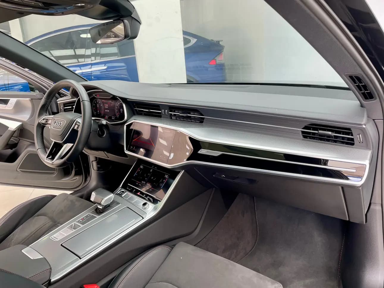 Audi A6L 2024 г. 38000 км. — фото 13