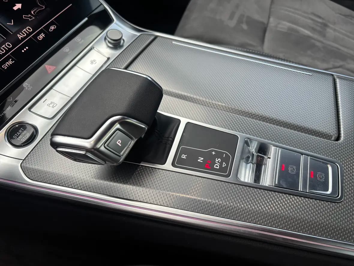 Audi A6L 2023 г. 41000 км. — фото 9
