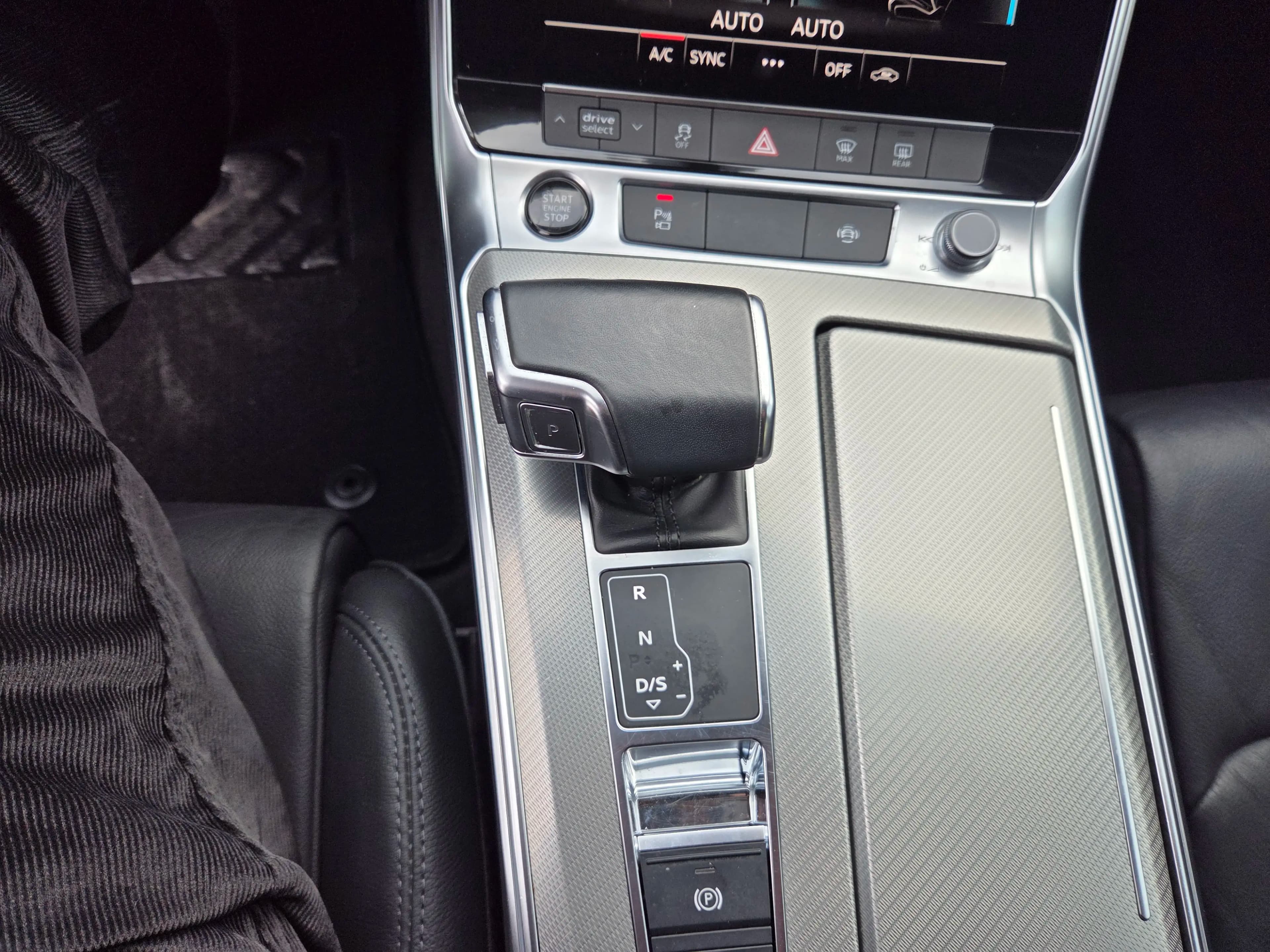 Audi A6L 2021 г. 114082 км. — фото 14