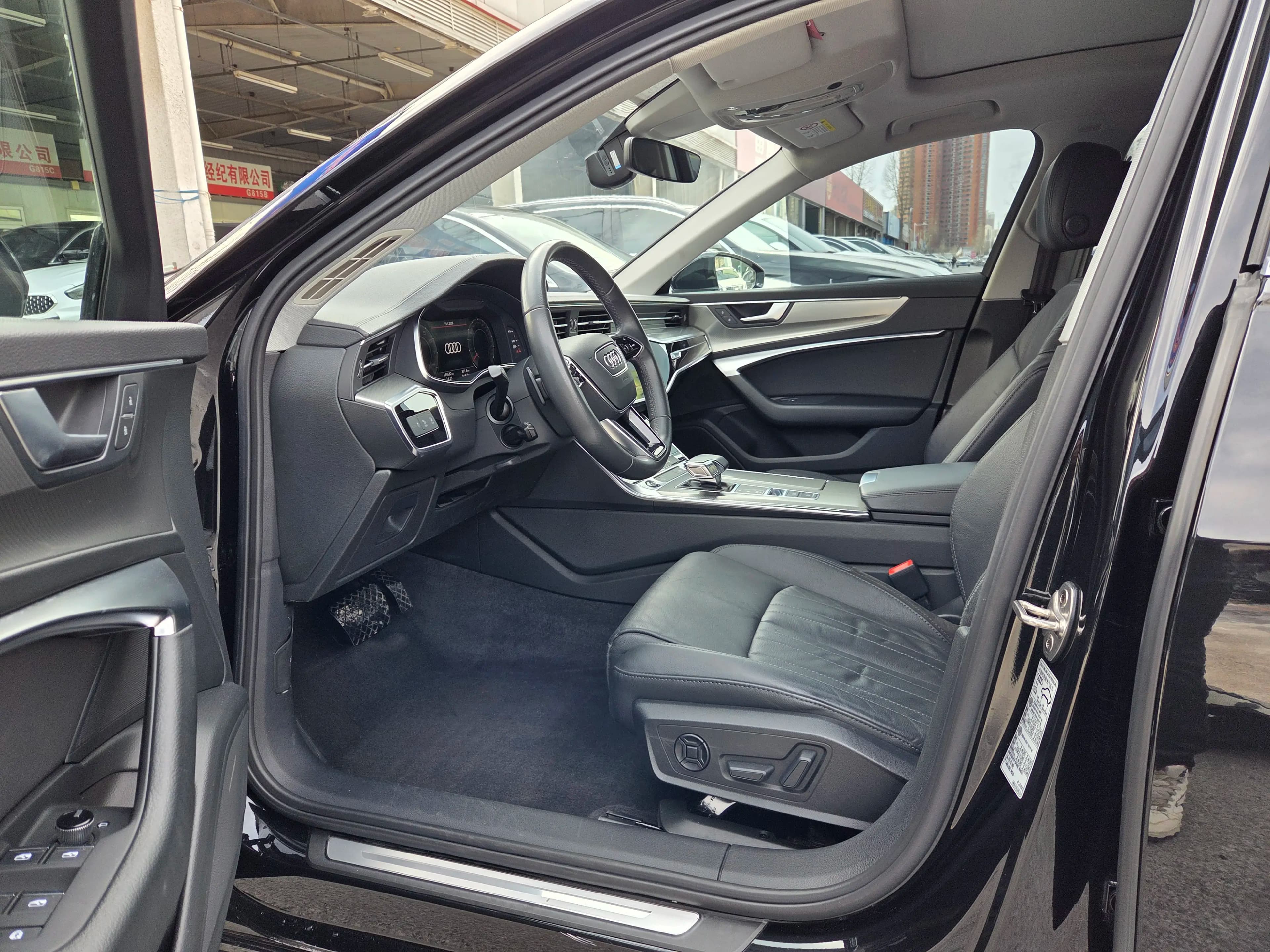 Audi A6L 2021 г. 114082 км. — фото 15