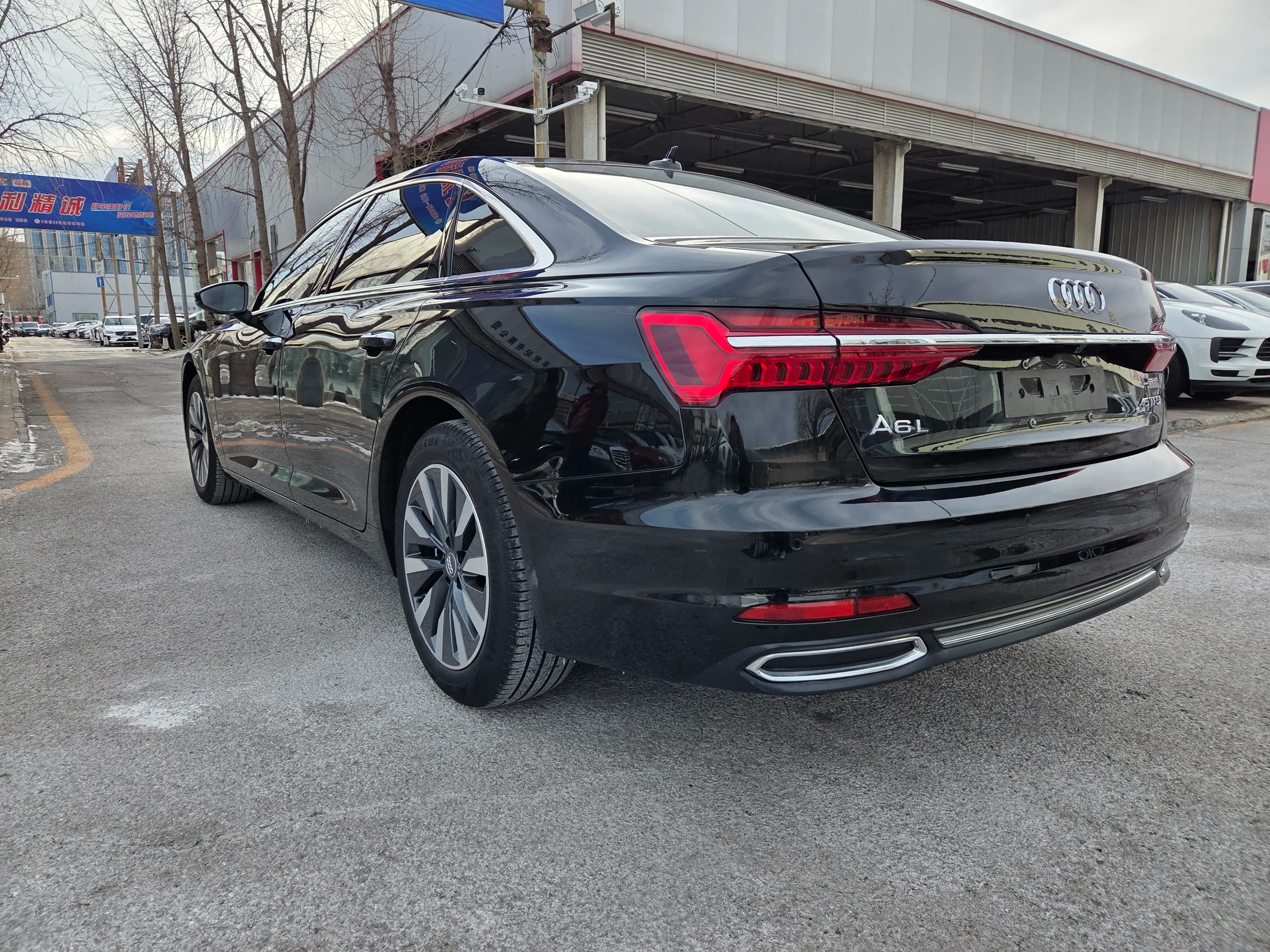 Audi A6L 2021 г. 114082 км. — фото 3